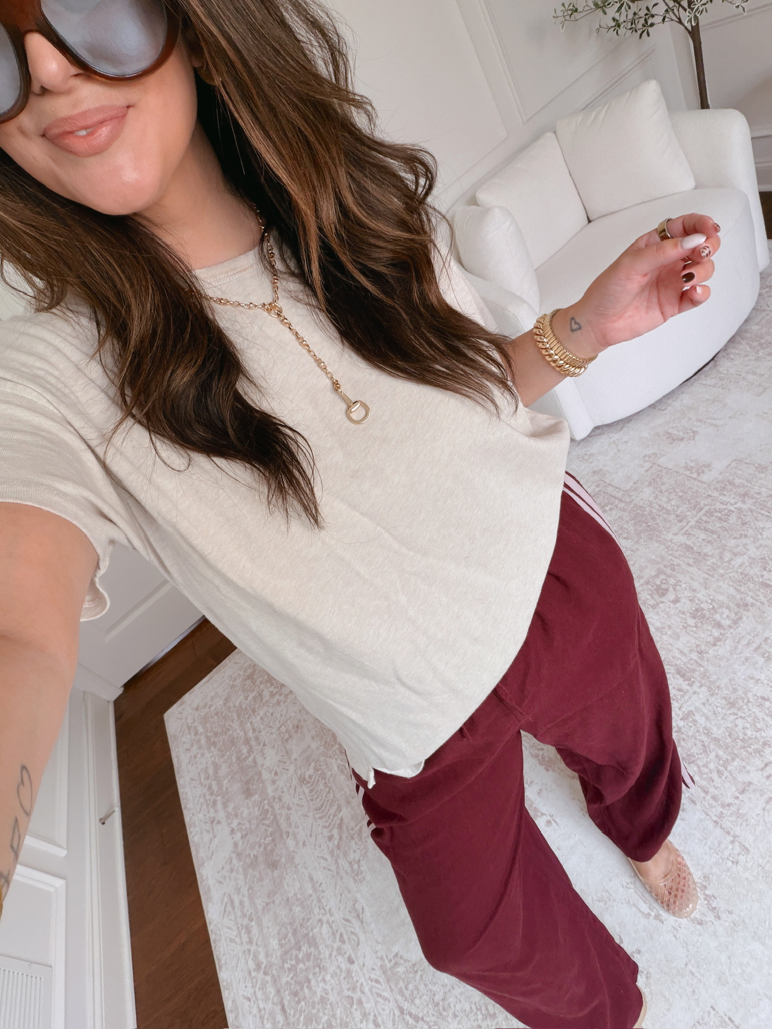 wearing a large in the top, XL in the bottoms 

 #LTKSeasonal #LTKMidsize