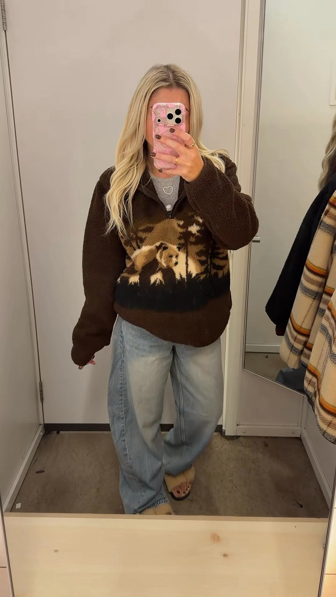 Old navy Sherpas are back!!
Size xs
Jeans size 0
Fall outfit