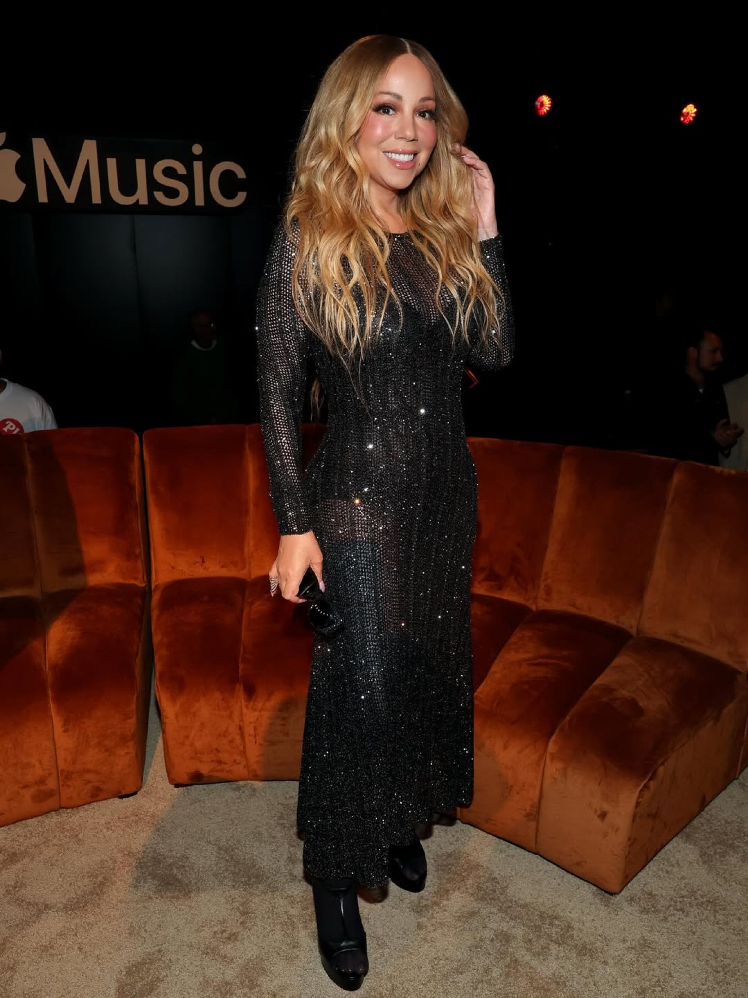 @MariahCarey shimmered in a $4,150 @maisonalaia Sequined Long-Sleeve Gown as she joined fellow artists at the Apple Music 10th anniversary celebration and global live Apple Music Radio broadcast.
Hot! Or Hmm..?
Find a link to shop the look at the link in bio💣

📸: Getty
#MariahCareyFBD #mariahcarey #MaisonAlaia #AppleMusic10 #FashionBombDaily