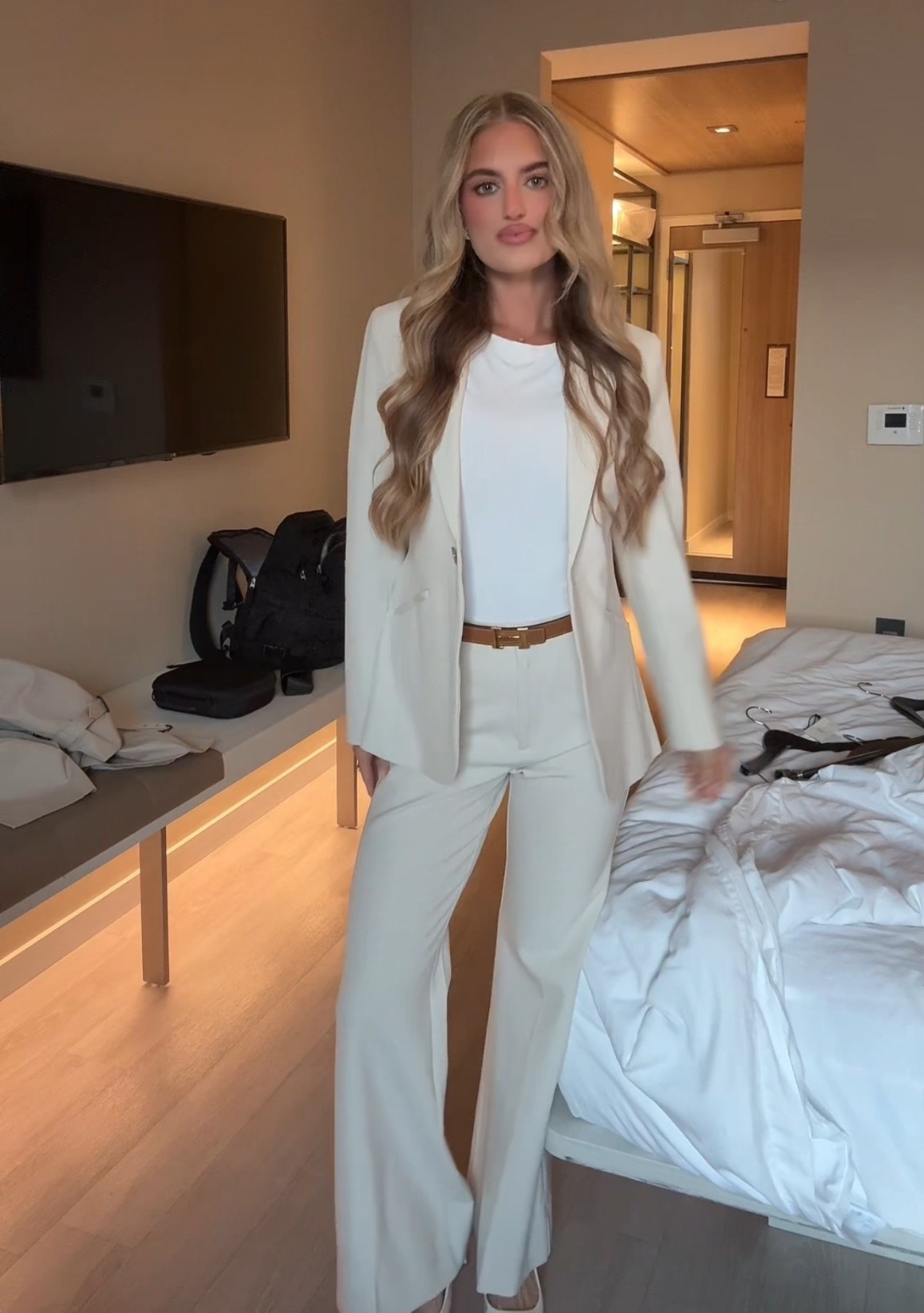 White business suit! 🤍💼