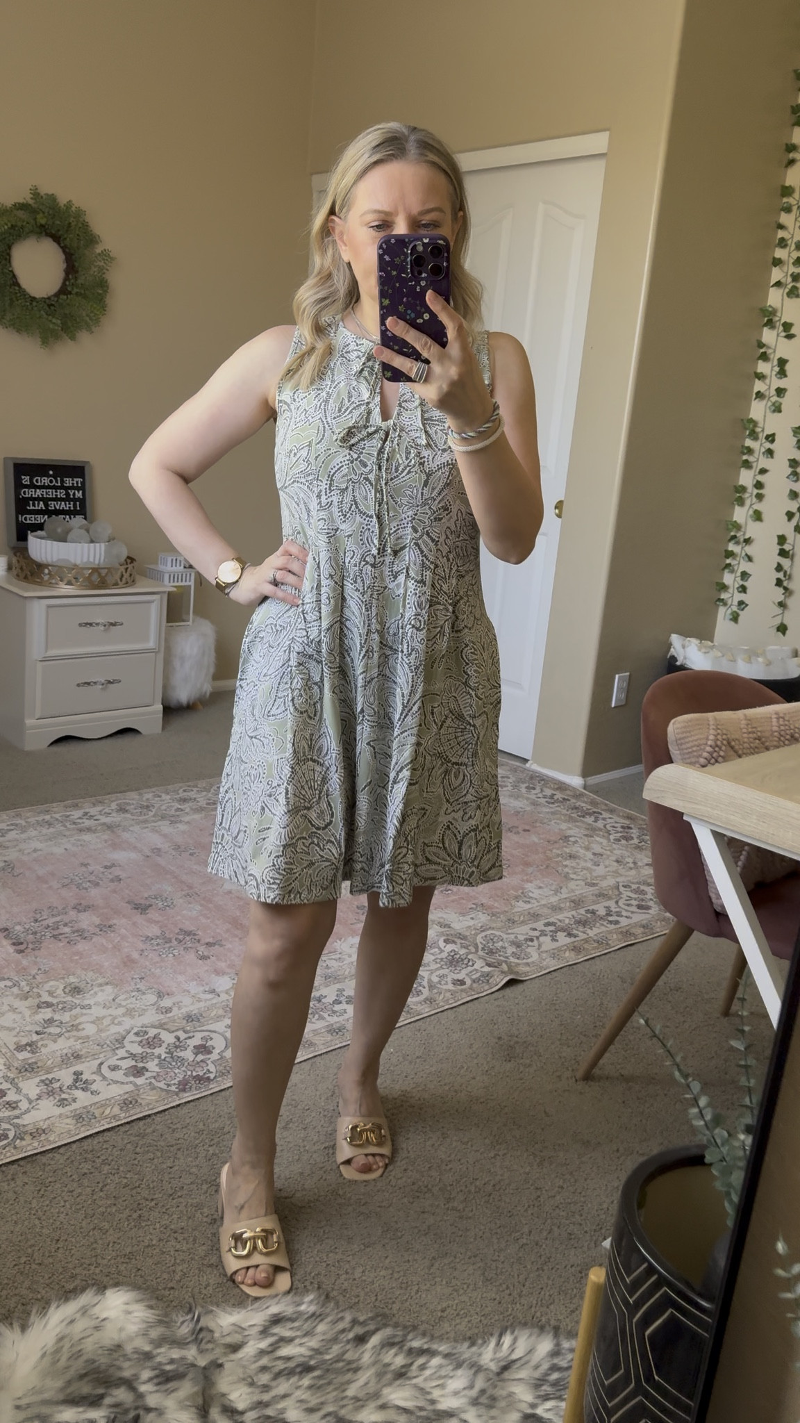 This adorable casual dress from Loft is ideal for everyday wear.  Also available in a few more prints I linked below.

#LTKSeasonal #LTKSaleAlert #LTKmomlife #LTKOver40 #LTKPetite
