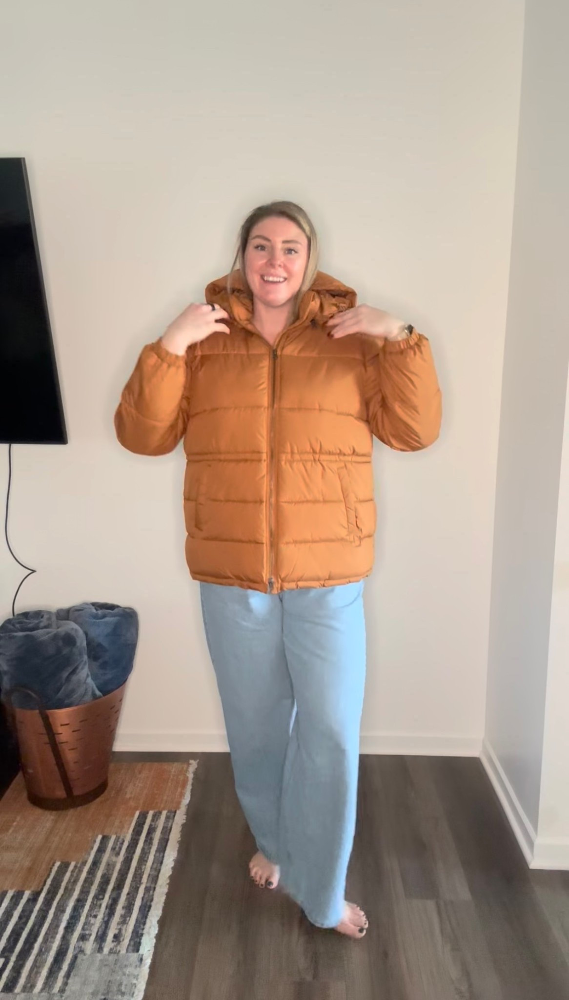 Winter puffer coat!

Multiple colors available, XS-XXL

puffer coat, winter coat, mid size coat, affordable fashionn

#LTKFindsUnder50 #LTKMidsize #LTKSeasonal