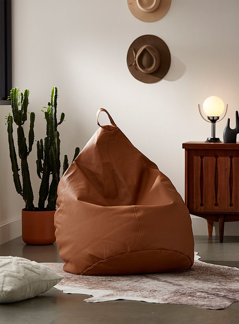 Faux-leather beanbag chair | Simons