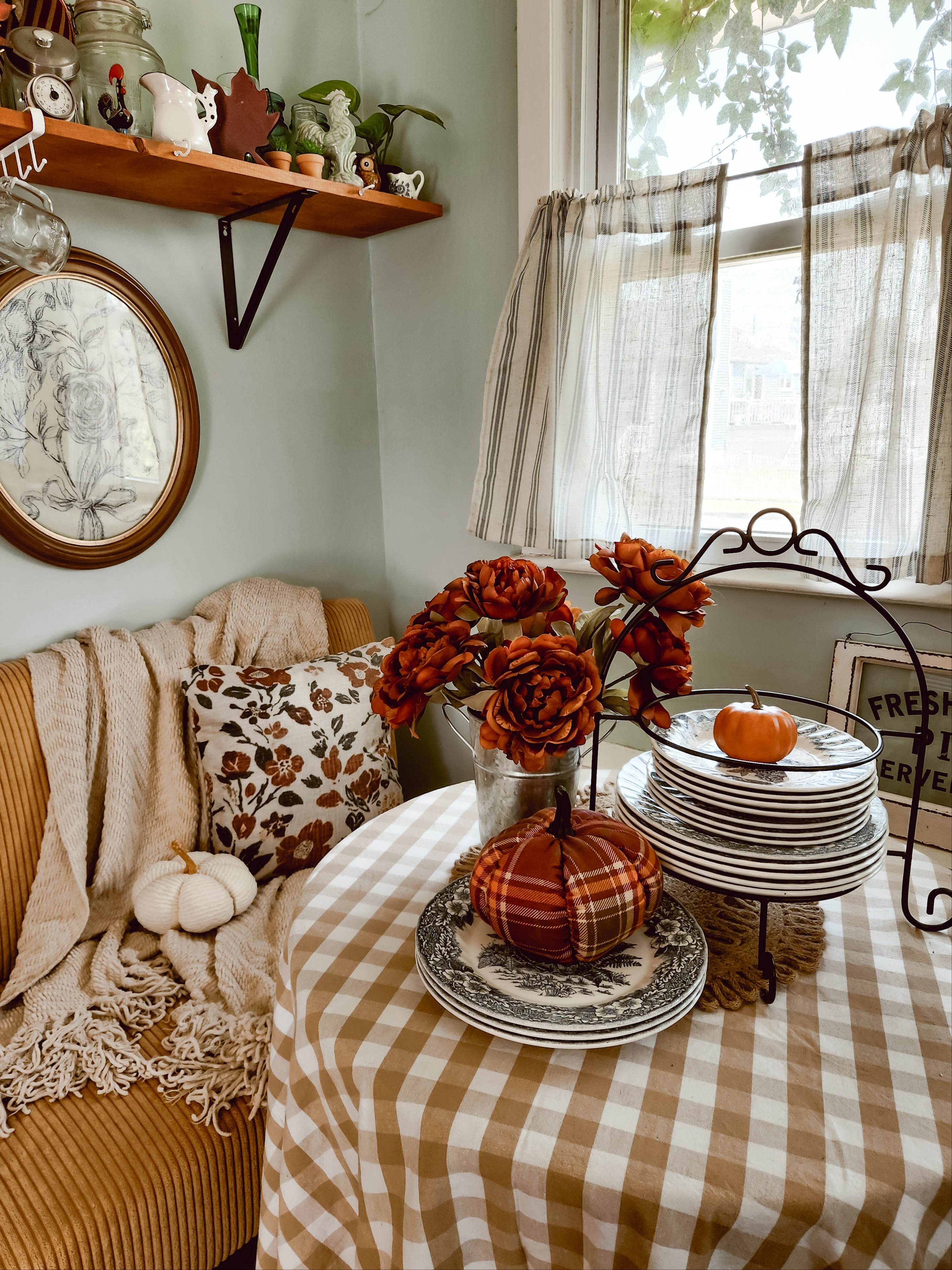 Cozy cottage fall kitchen finds

#LTKSeasonal #LTKautumn #LTKHome