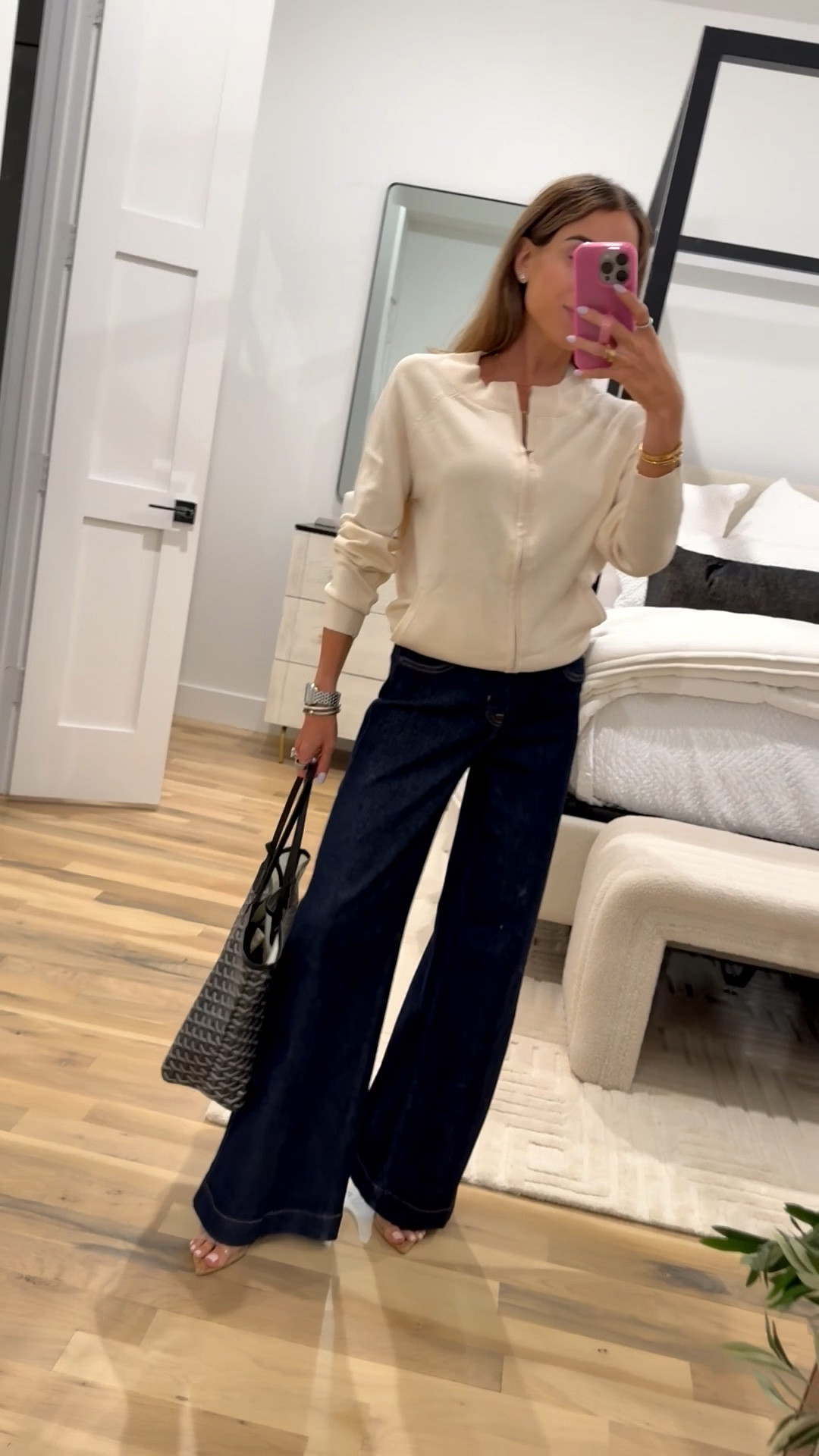 Cardigan sweater with zipper love how you can wear it open or closed and comes in a few colors worn with wide leg jeans 

#LTKFindsUnder100 #LTKPetite