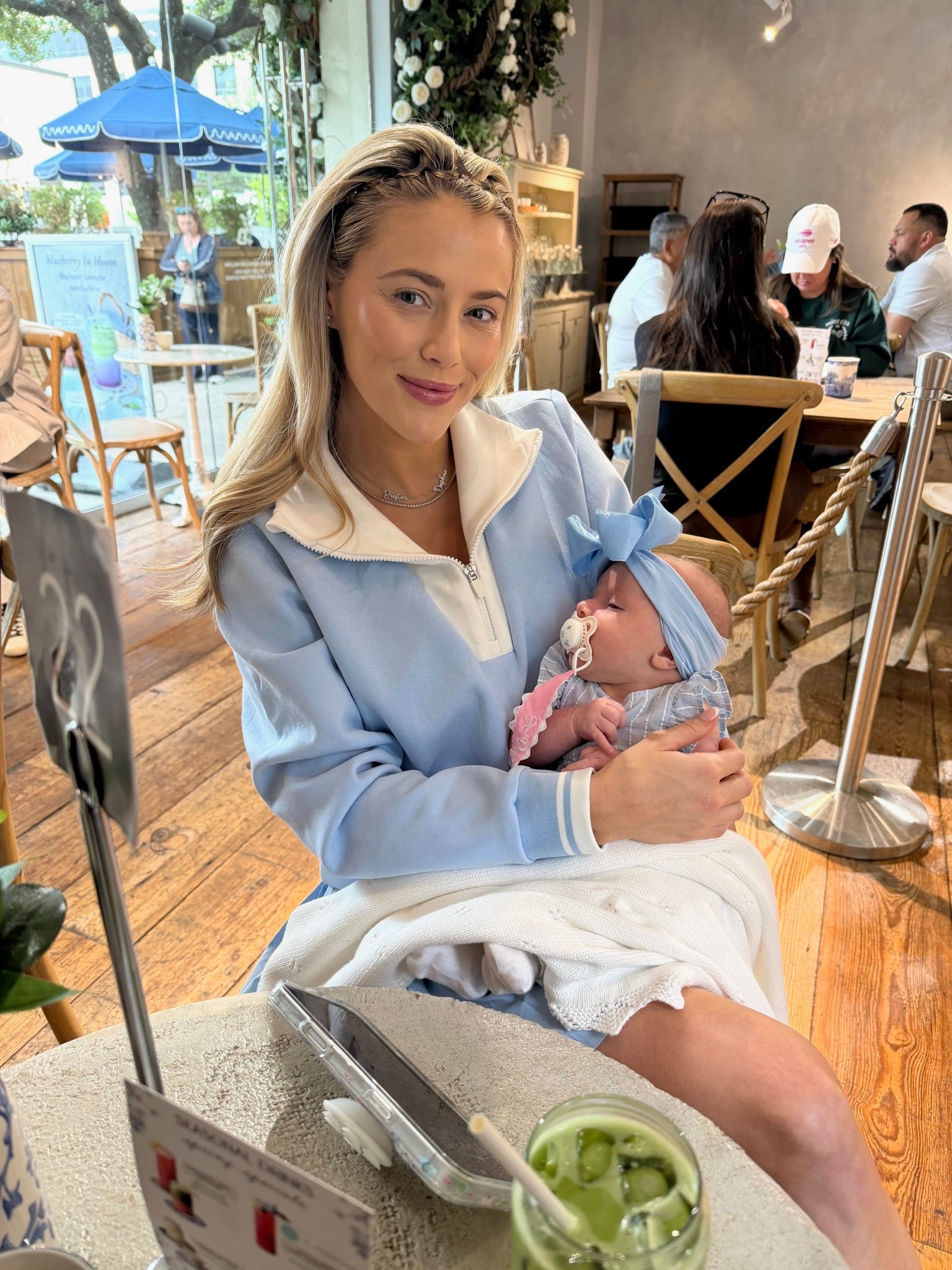 Moms Day Out
Amazon Outfit
Everyday Outfit


#LTKdayinmylife #LTKmomlife #LTKootd