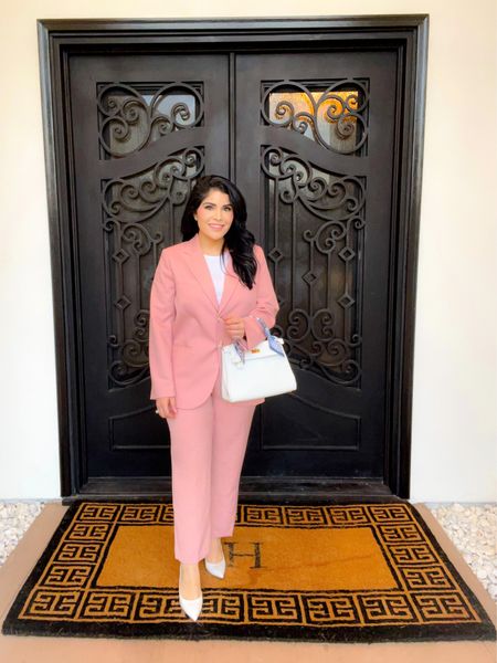 Something about a pink suit 💗. Another beautiful Valentine’s Day outfit! Such a classy one, especially for spring coming.  Love that this set is under $100! Outfit details linked on #ltk 

Suit, blazer, Valentine’s Day, Valentine’s Day outfit, Valentine’s Day styles, Valentine’s Day fashion, pink outfit, Sam Edelman, white heels, Hermes, Kelly 28, suit set, work outfits, work wear, spring fashion, winter fashion, winter styles, spring styles 

#LTKunder50 #LTKunder100 #LTKstyletip