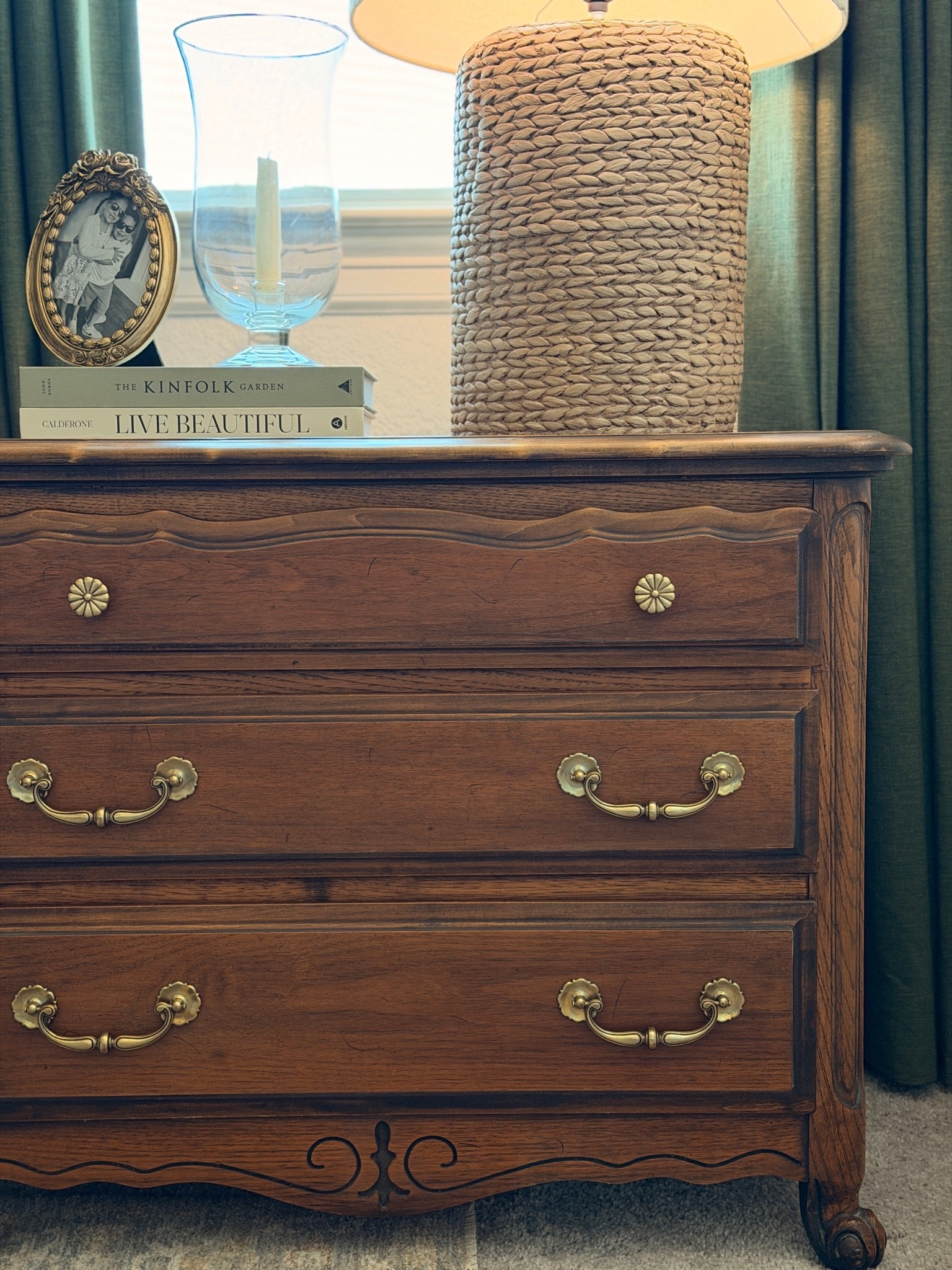 Nightstand, lamp, table lamp, guest bedroom, home decor,

#LTKHome #LTKSaleAlert