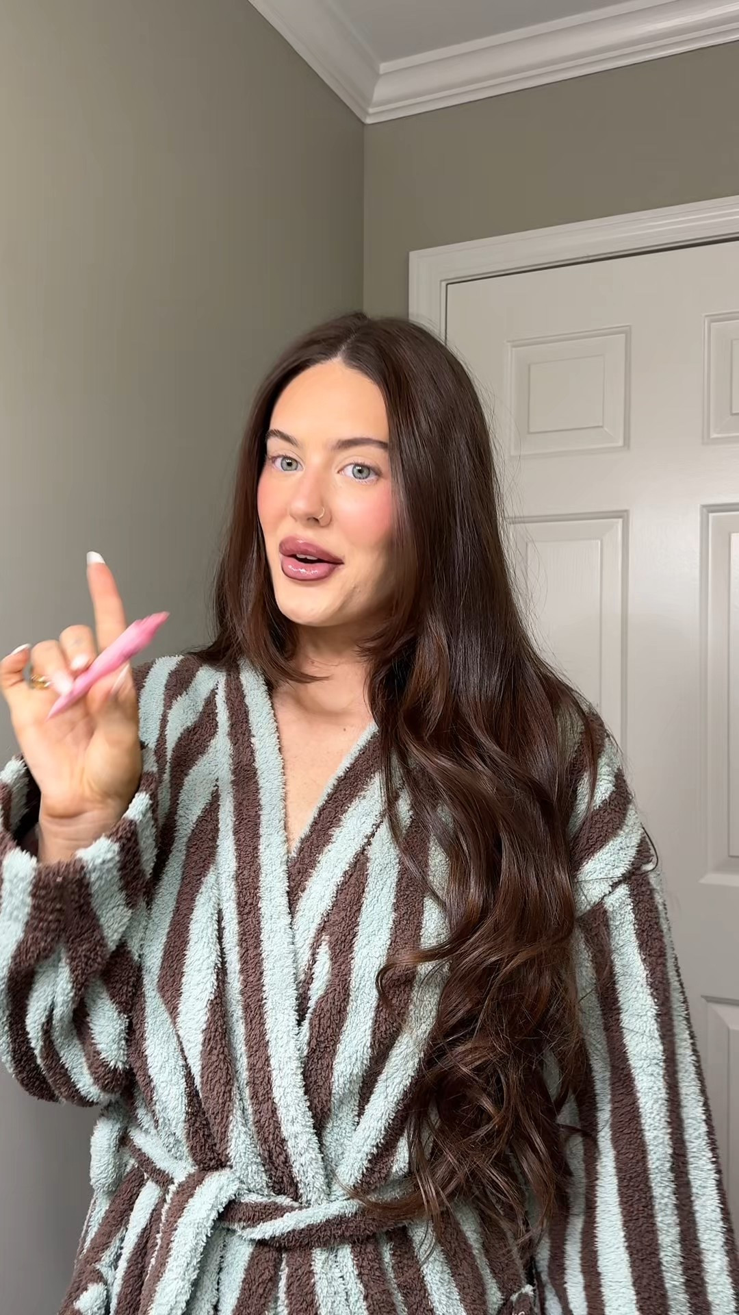 Get dressed with me 🤎📸