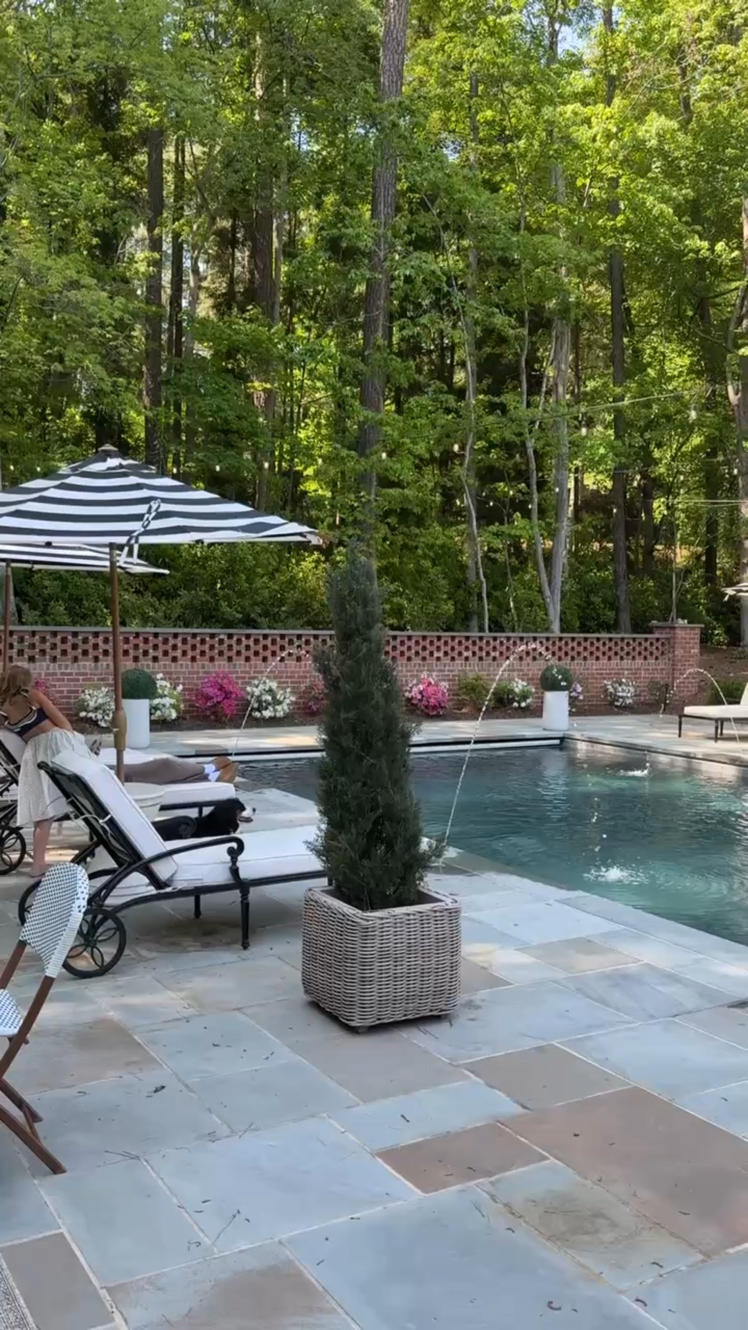 A gorgeous Easter Sunday in the books 😍✨