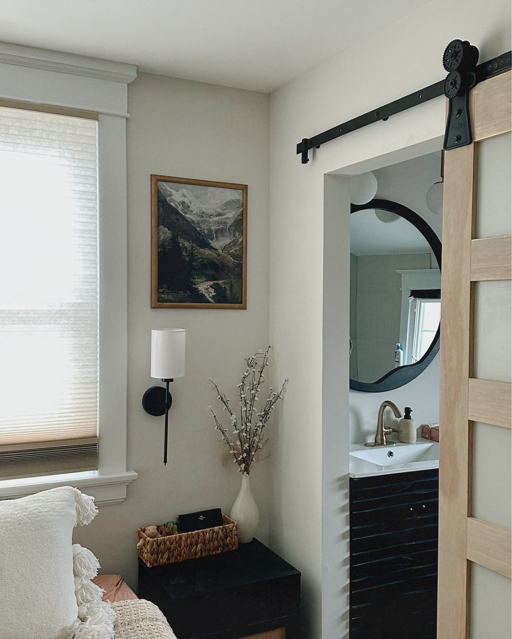 Home decor updates! I changed the print in this corner- this is Ryan’s side of the bed so I gave him a print that’s more “him”. Tagging everything else that I can! 

#LTKHome #LTKStyleTip