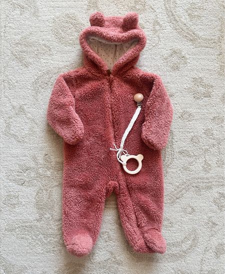 Baby girl bear jumper that is perfect for the wintertime! I love how soft it is and the bear hood. Comes in sizes newborn to 9 months. Built in footie and easy to take on and off!

#LTKstyletip #LTKbaby #LTKSeasonal