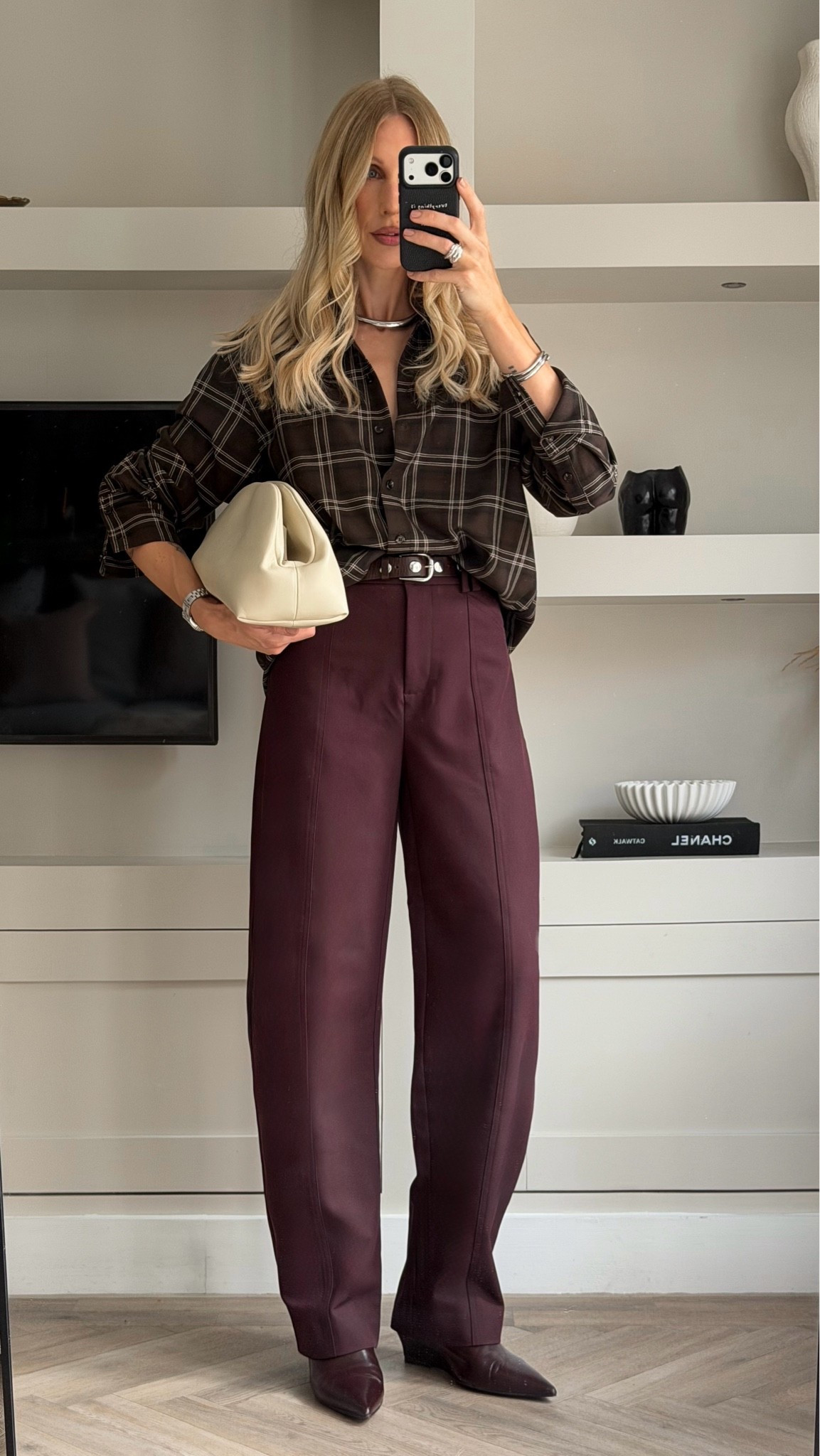 Autumn Outfit idea 🍂

Brown checked shirt size L
Burgundy barrel leg trousers 8 long

#LTKuk #LTKautumn #LTKmodest