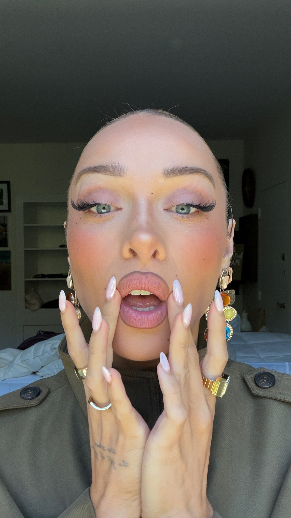 Under eye corrector shade light medium 
Foundation shade 4L and 10m mixed 
Concealer shade oat 
Blushe shades glassy pomelo and aura 
Powder shade cupcake 
Bronzer cream shade light fair 01 
Bronzer powder shade Laguna 4
Brows shade medium brown 
Lip liner shade corked  
Lipstick shade Sam

#LTKgrwm #LTKBeauty