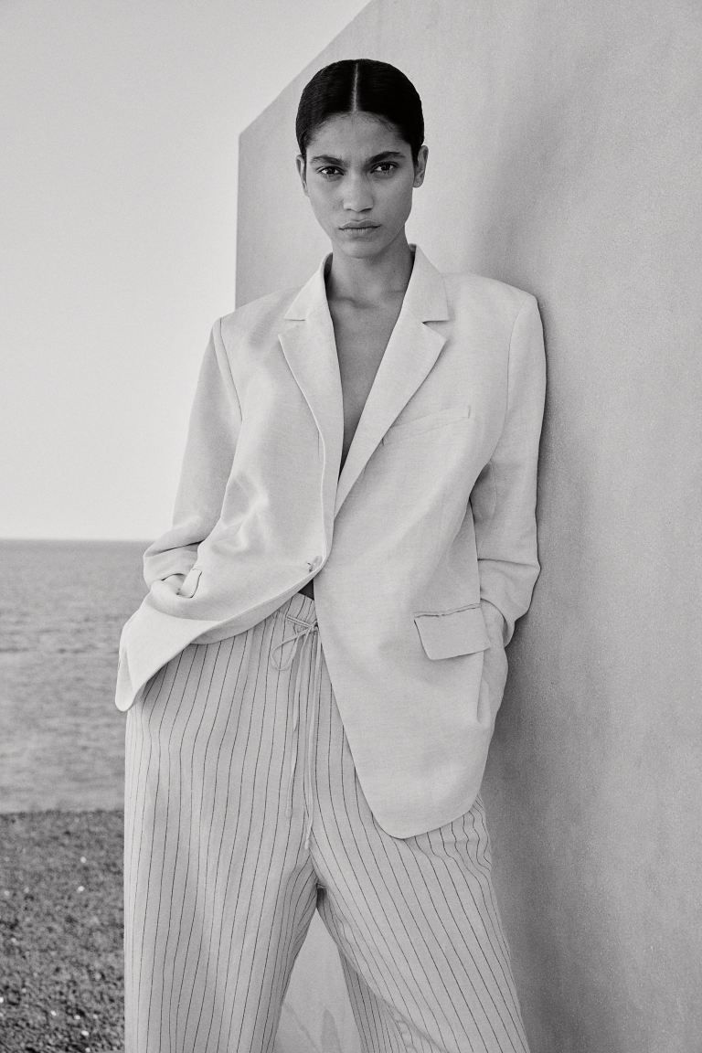 Linen-blend blazer - Long sleeve - Long - Light beige - Ladies | H&M GB | H&M (UK, MY, IN, SG, PH, TW, HK)