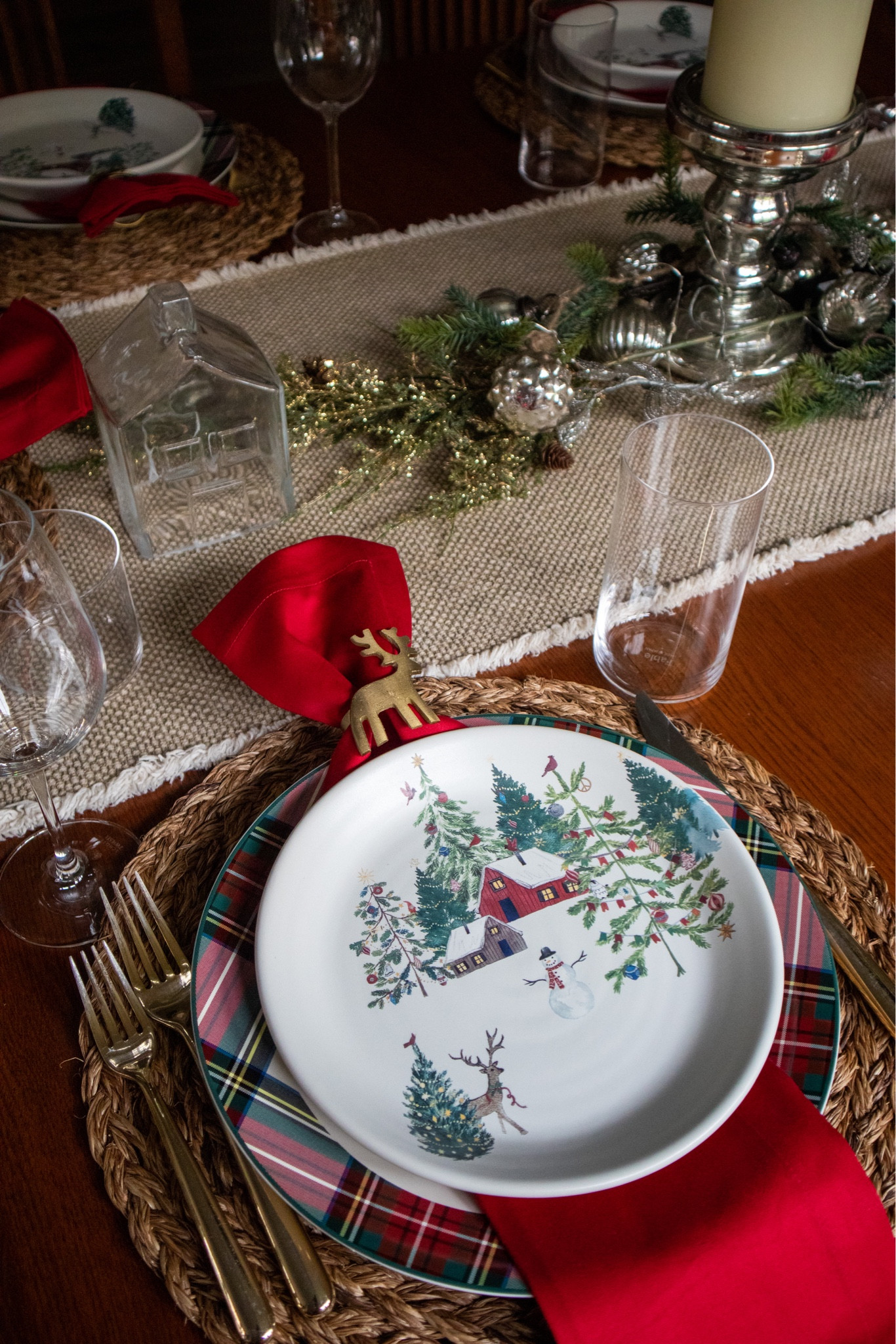 Christmas table // table setting // Christmas dinner plates // Christmas plates // holiday table scape // Christmas tablescape // 

#LTKhome #LTKHoliday #LTKSeasonal