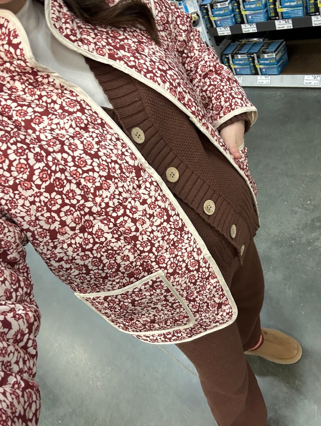 Staying comfortable on the go is easy with the right essentials. This waffle-knit Amazon find paired with a cropped puffer is my favorite way to keep running errands stylish yet cozy.

winter outfit, weekend vibes, casual style, cozy outfit, sweater weather, UGG shoes, comfy shoes, lounge set

#LTKFindsUnder50 #LTKSaleAlert #LTKSeasonal