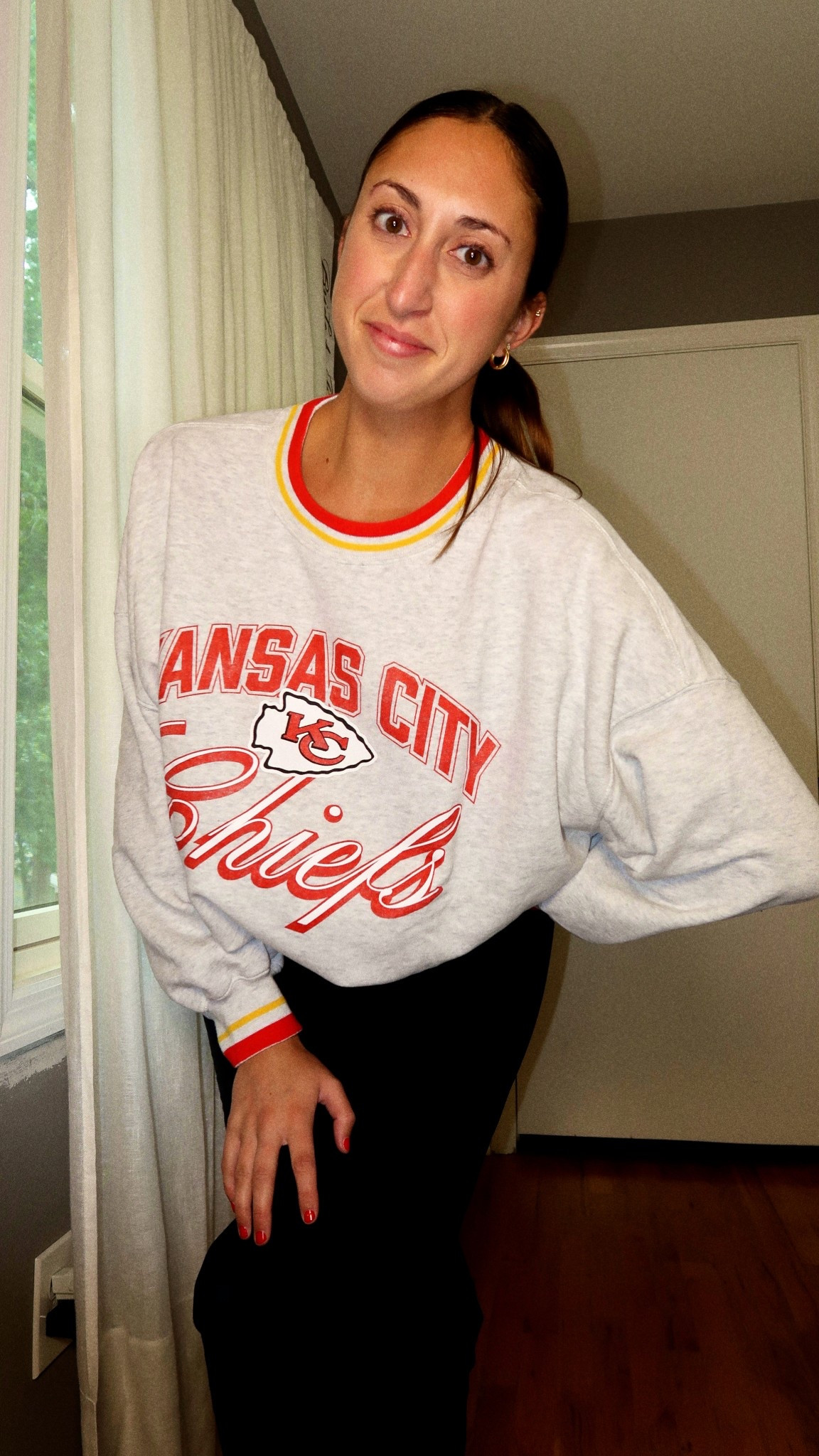 Abercrombie x NFL 

I am 5’10” wearing a large in the sweatshirt and 28 in the jeans.

#LTKStyleTip #LTKSeasonal