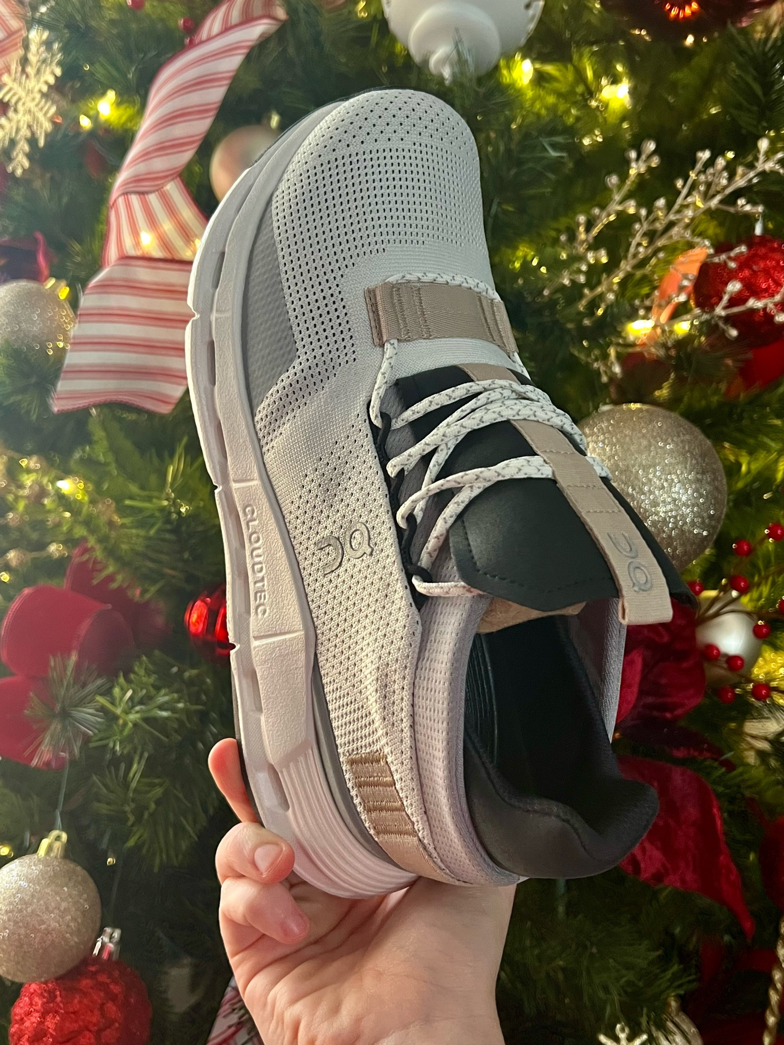 Comfort + support + NEUTRALS!! 

Women’s On Cloudnova
White | Sand
TTS + perfect for every day wear
Tell Santa this is your #1 pick for Christmas this year!! 🎅🏼🎁

#LTKHoliday #LTKshoecrush #LTKstyletip