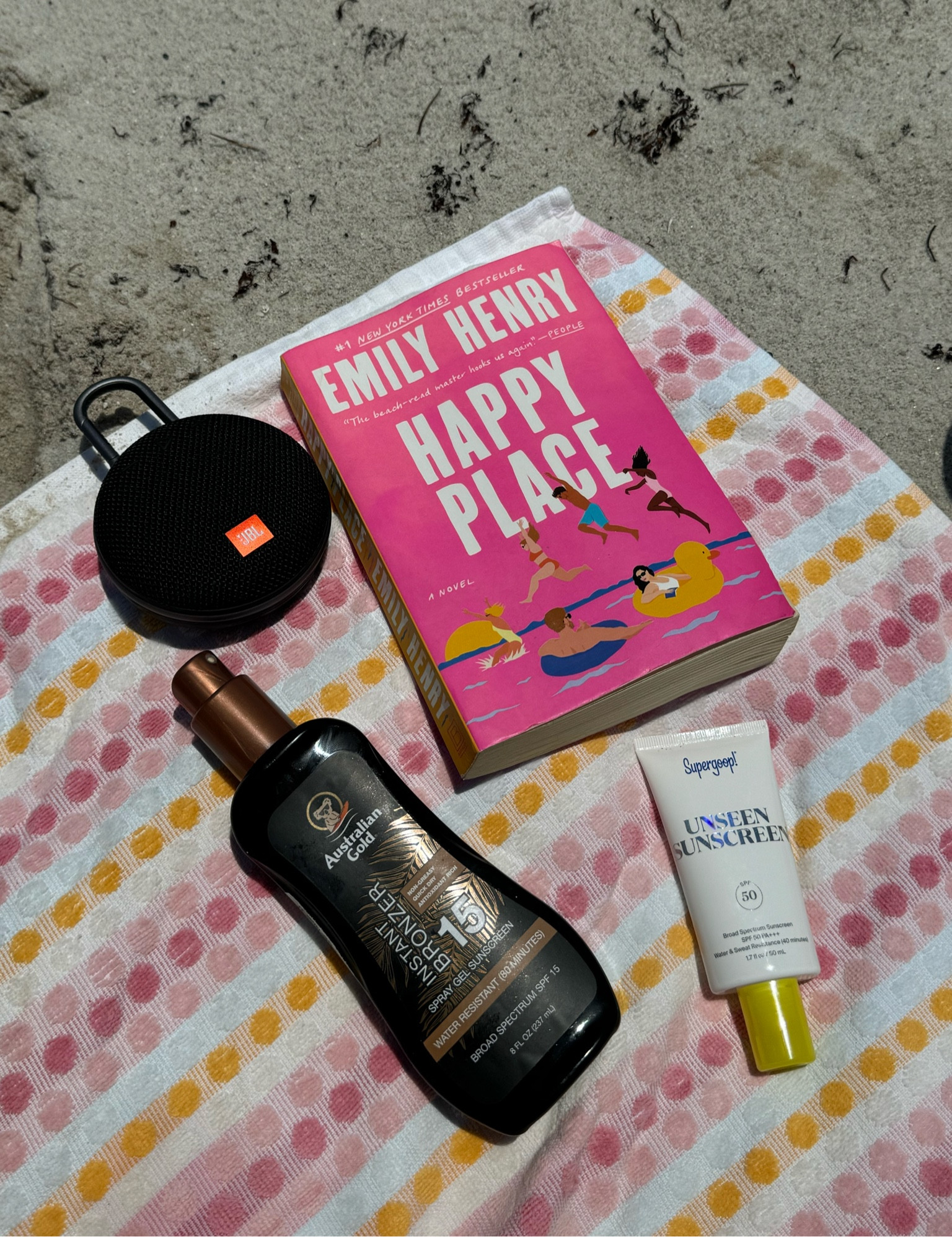 Beach essentials!!🌊✨

#LTKswim
