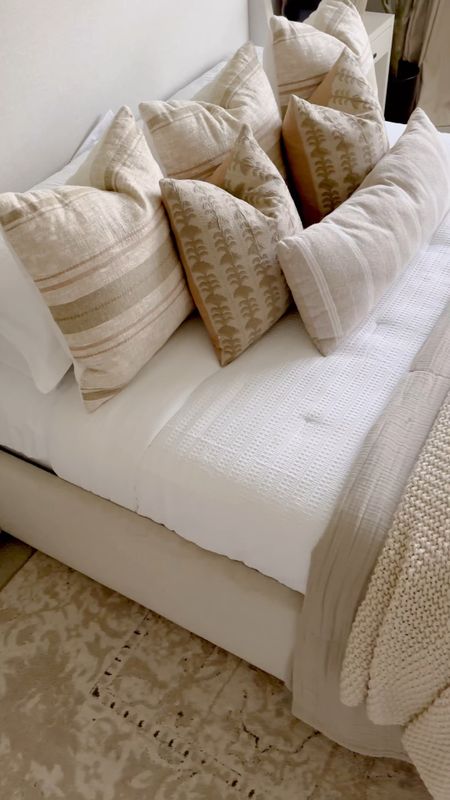 Beautiful neutral bedding for the warmer months ahead 

#LTKsalealert #LTKfindsunder100 #LTKhome