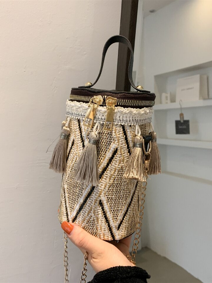 Mini Tassel Decor Straw Bag,Perfect For Summer Beach Travel Vacation | SHEIN
