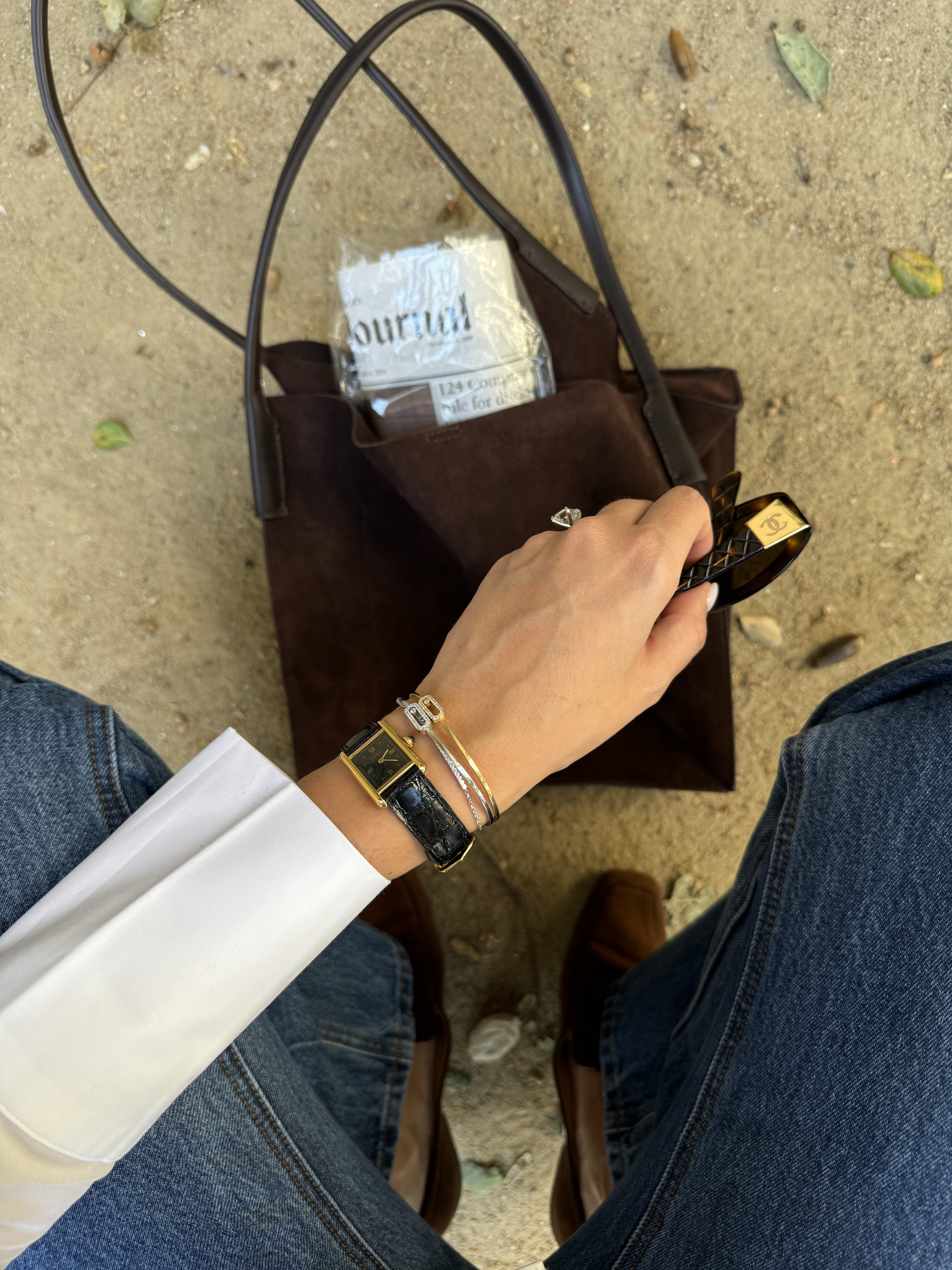 Weekend read 🗞️💭 



#LTKSeasonal #LTKShoeCrush #LTKFindsUnder100