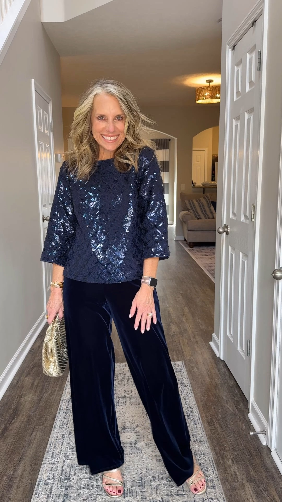 Give me all the velvet!!! Jude Connally 30% off site wide. I’m wearing XS in everything 

#LTKCyberWeek #LTKOver40 #LTKSaleAlert