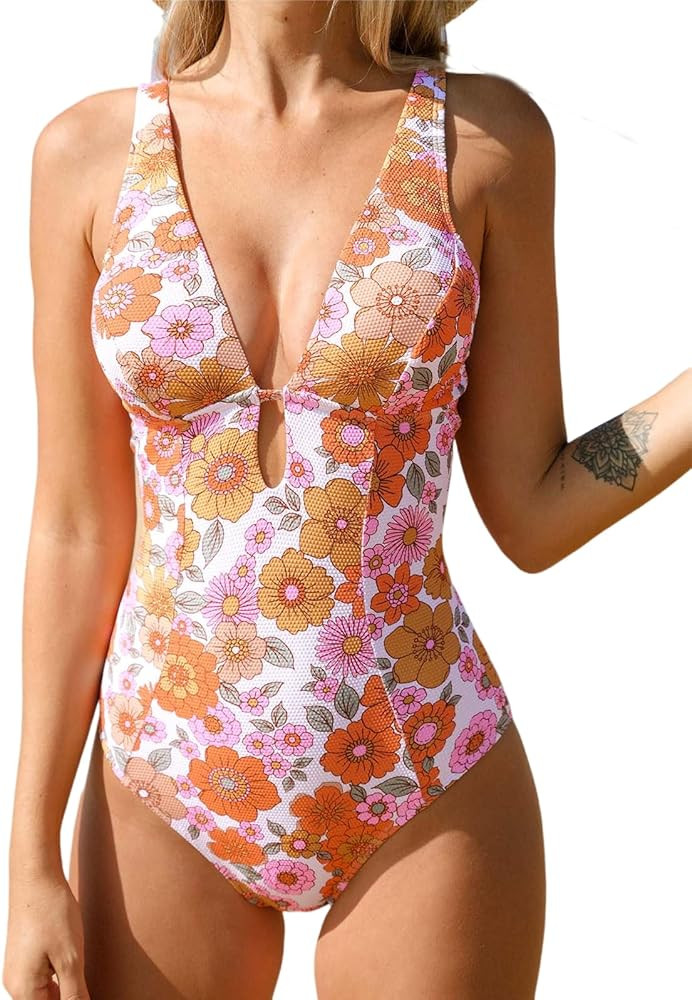 CUPSHE Women's One Piece Swimsuit Deep V Neck Keyhole Cutout O Ring Textured Floral Bathing Suit | Amazon (US)