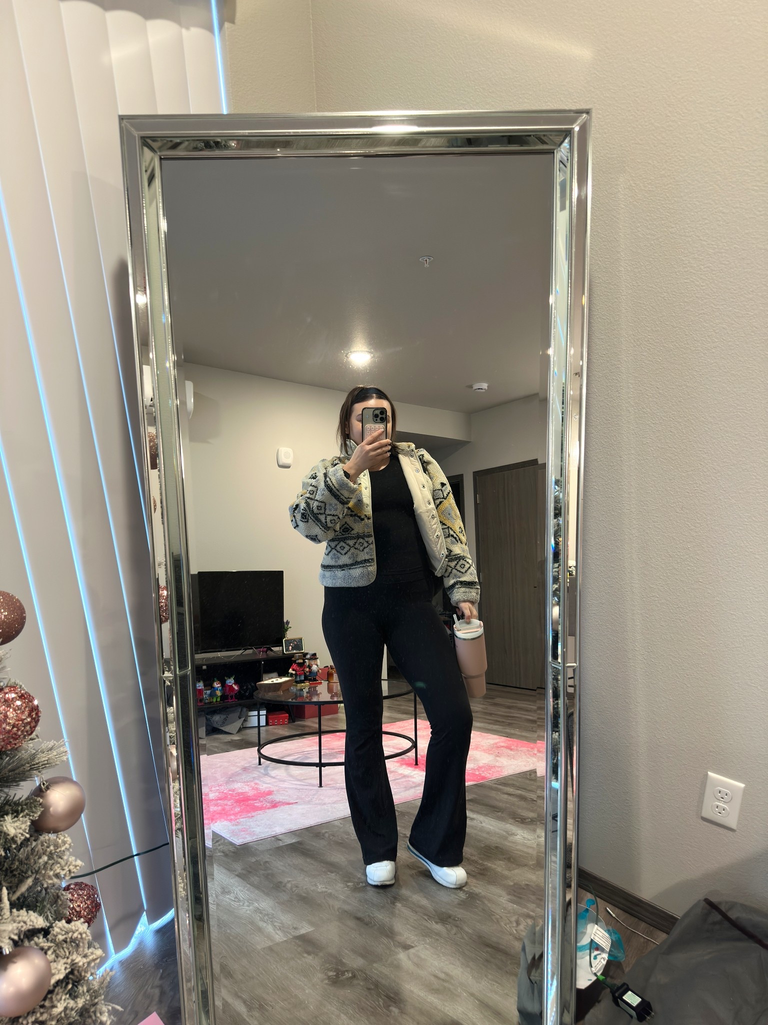 Comfy fit for a wellness day! Love a good legging for rest 🤭

I’m wearing a M jacket and tee with size 8 pants and size 9 sneakers

#LTKootd #LTKfitnessgoals #LTKMidsize