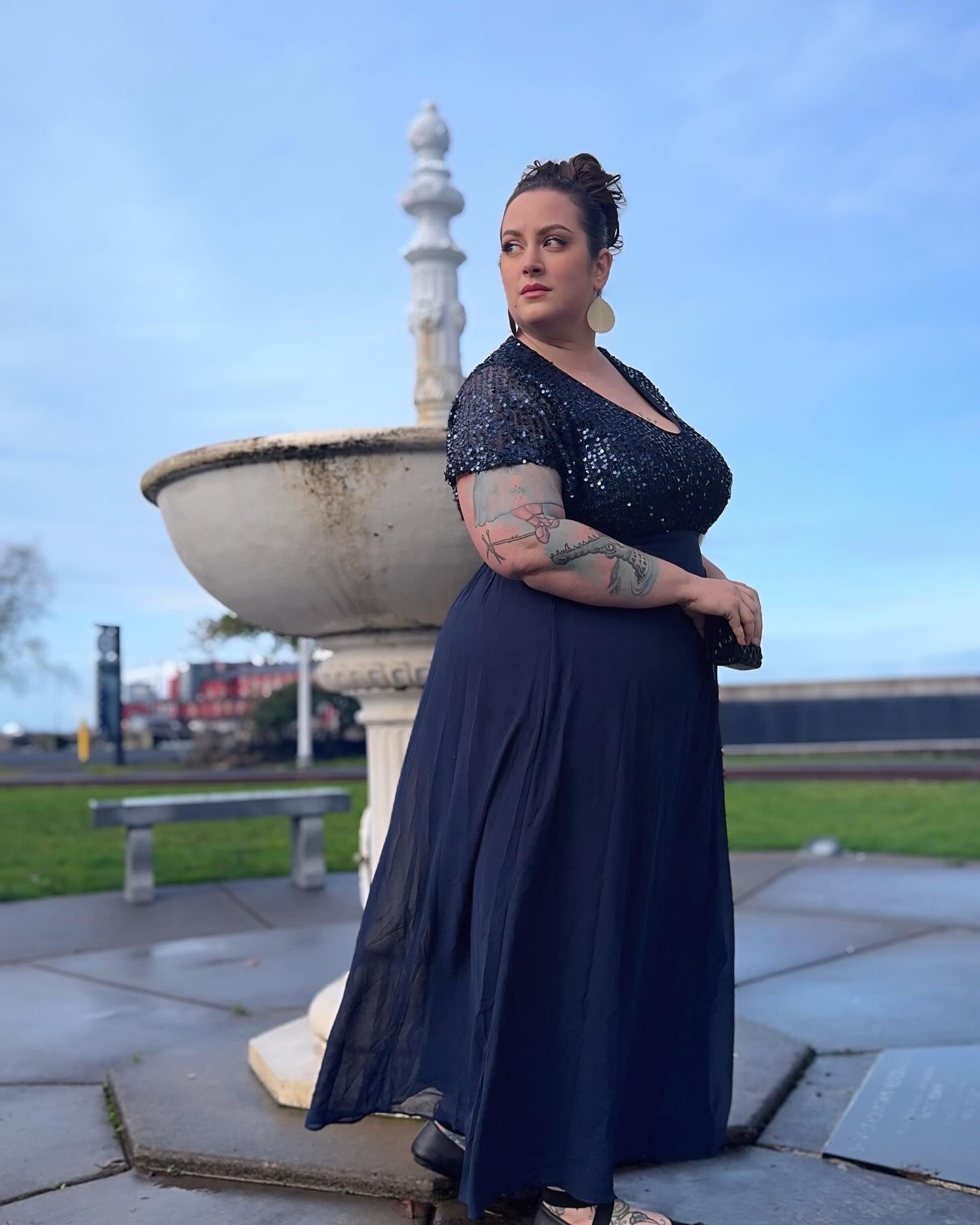 January and sequins go hand in hand ✨

#amazonfind #sequindress #chiffondress #amazonfashion #bluedresses #plussizefashion #plussizestyle #formaldress