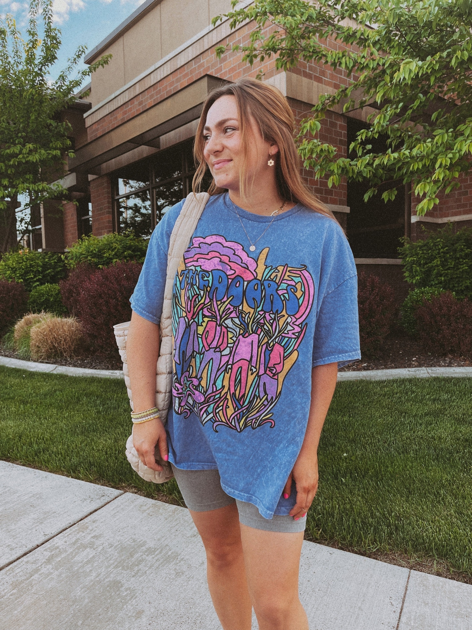 Oversized graphic tee shirt
Bike shorts
FP movement 
Puffer bag 
Beach bag
Casual outfit comfy midsize
Chunky sandals


#LTKstyletip #LTKitbag #LTKunder100