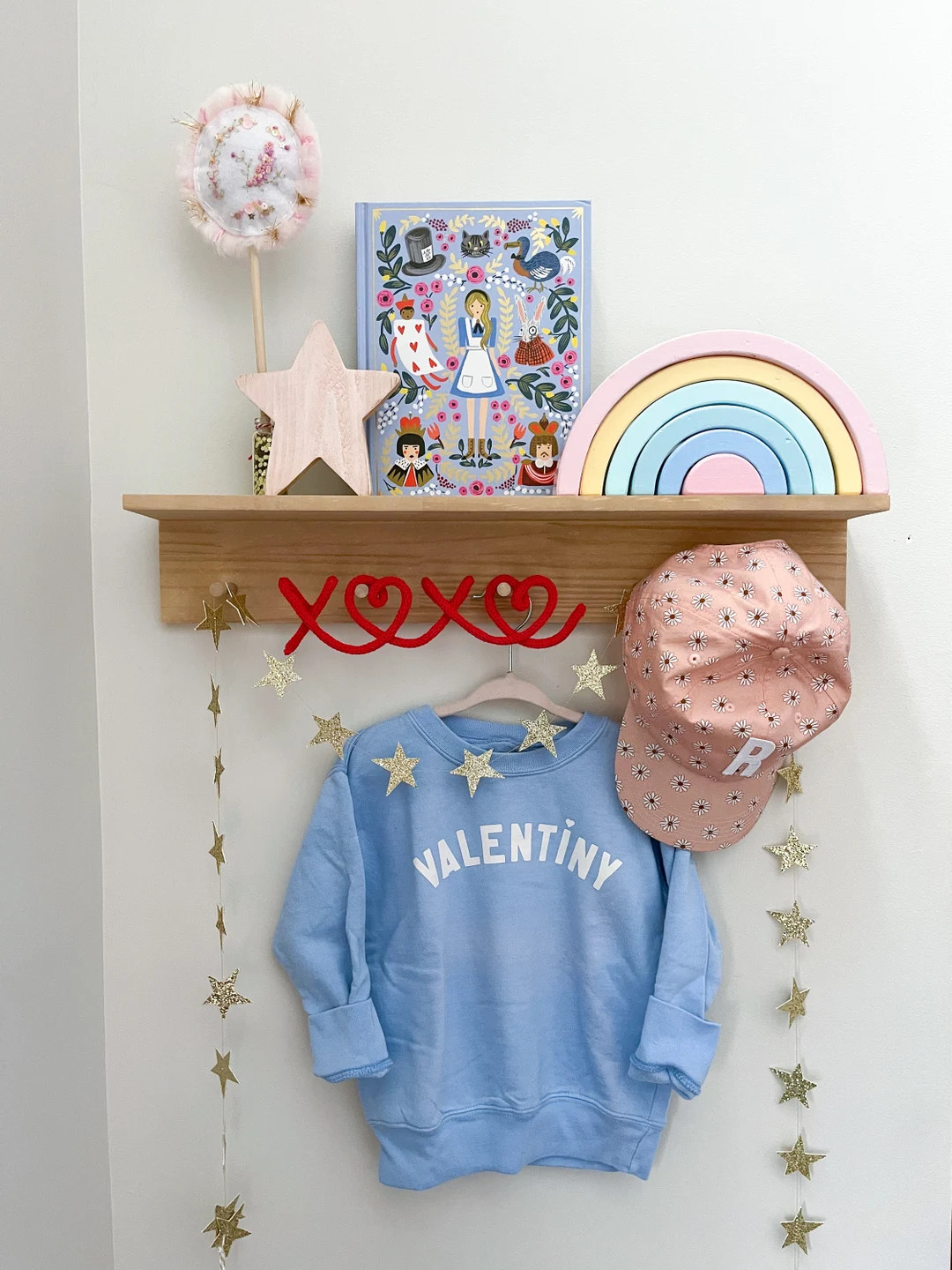 XOXO Wall Decor, Wire Wall Hanging, X and O Wall Art, Pastel Valentines Day Decor, Girls Valentin... | Etsy (US)