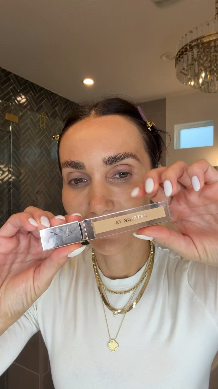 This concealer has been such a good everyday staple, lightweight but still gives great coverage and blends so easily. Perfect for that natural, skin like finish without feeling heavy.

concealer, everyday makeup, natural makeup, lightweight coverage, beauty routine, under eye concealer, makeup must have, annabrstyle

#LTKSeasonal #LTKBeauty #LTKgrwm