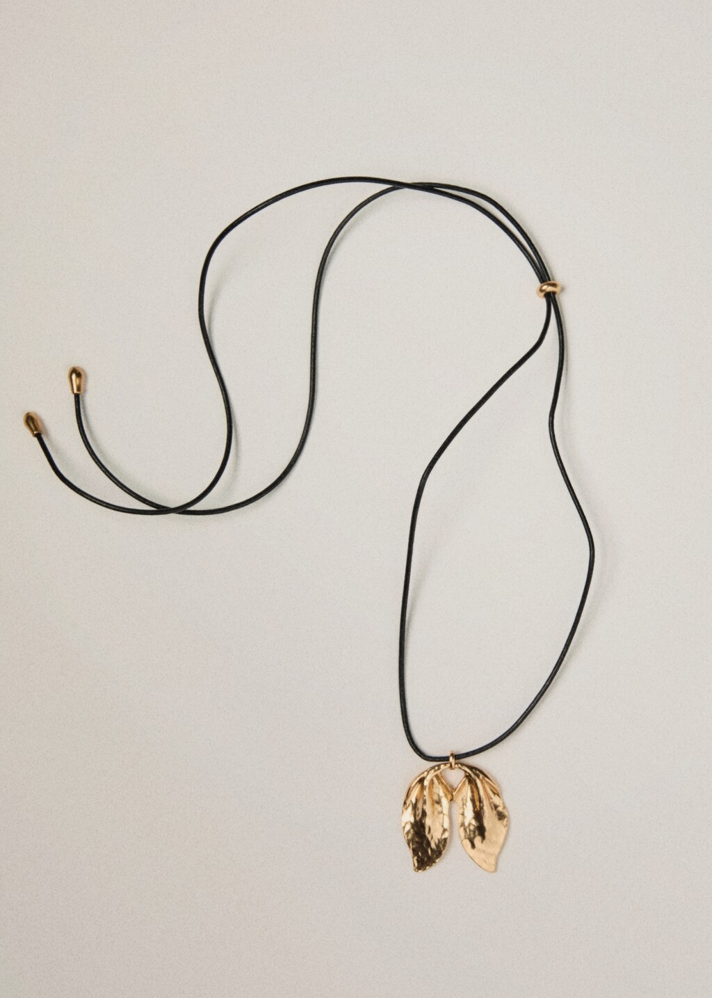 30% off use: EXTRA30 | Mango (US/MX/AU)