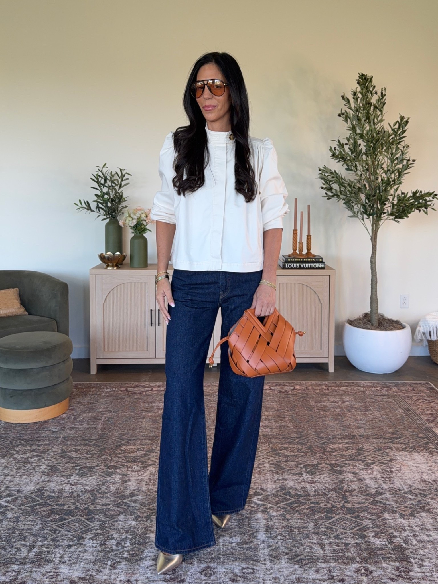 30% off right now!  
Denim is called “shaded view” 
Size 27x34 
Comes in 3 lengths and multiple colors 
Jacket- small

#LTKootd #LTKU #LTKOver40