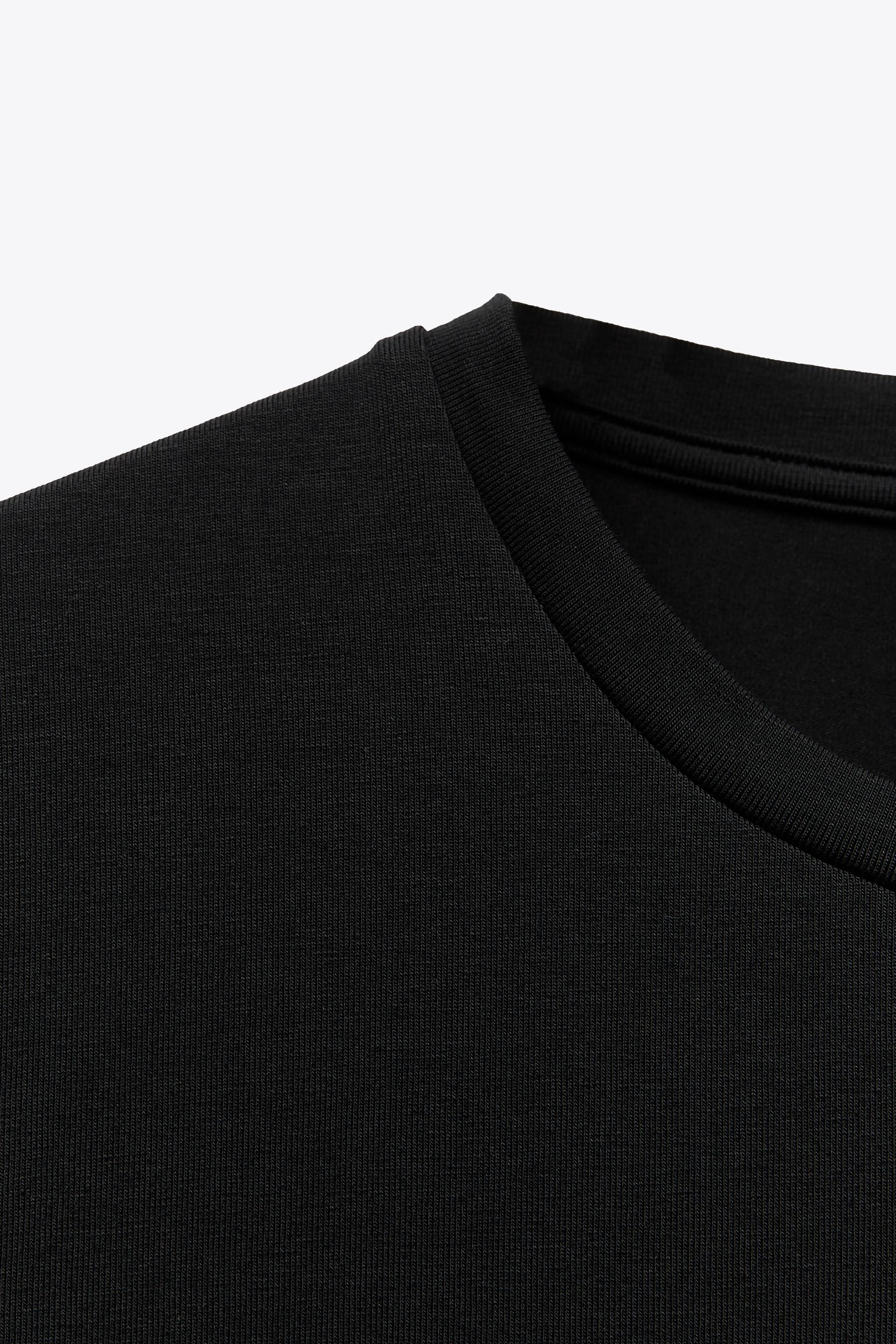 KURZES T-SHIRT MIT KURZEN \u00c4RMELN | Zara DE