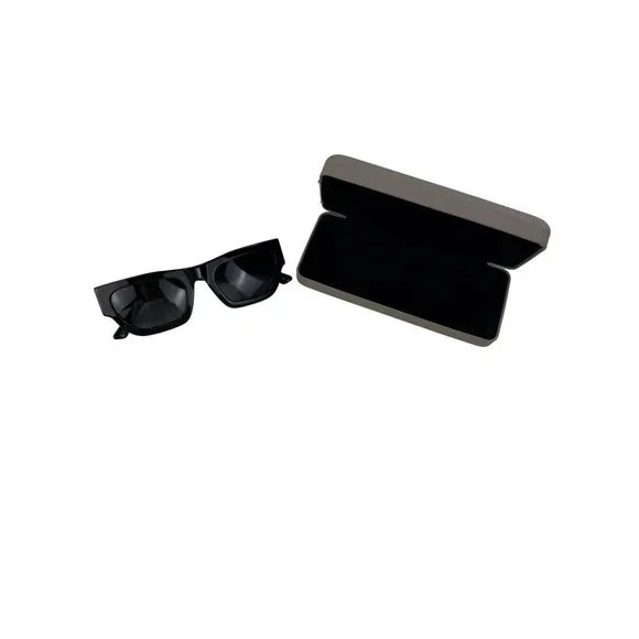 Vehla - Finn Sunglasses in Black | Poshmark