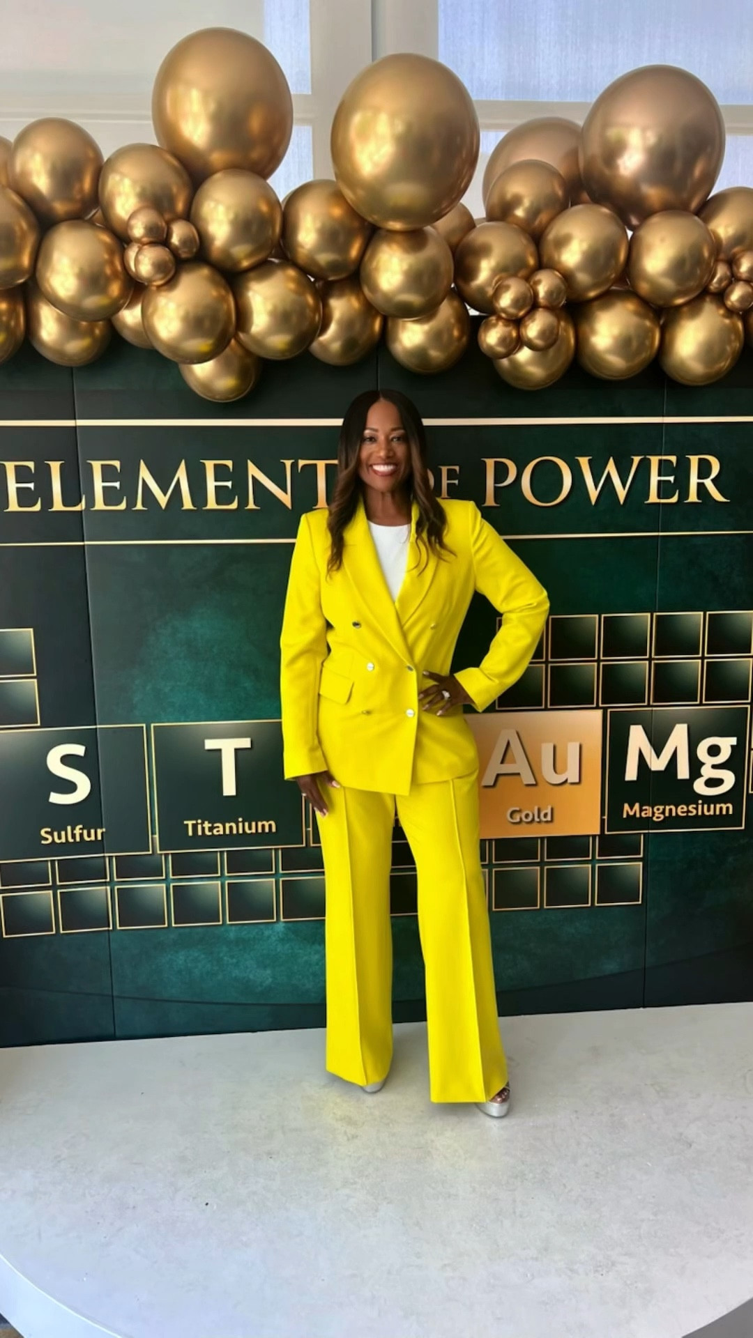 I’m obsessed with this DKNY suit—the color is giving spring confidence and effortlessly commands attention in any room. Chic, polished, and powerful.

The suit is out of stock, but I’ve tagged similar styles you’ll love. 

#LTKootd #LTKOver40 #LTKMidsize