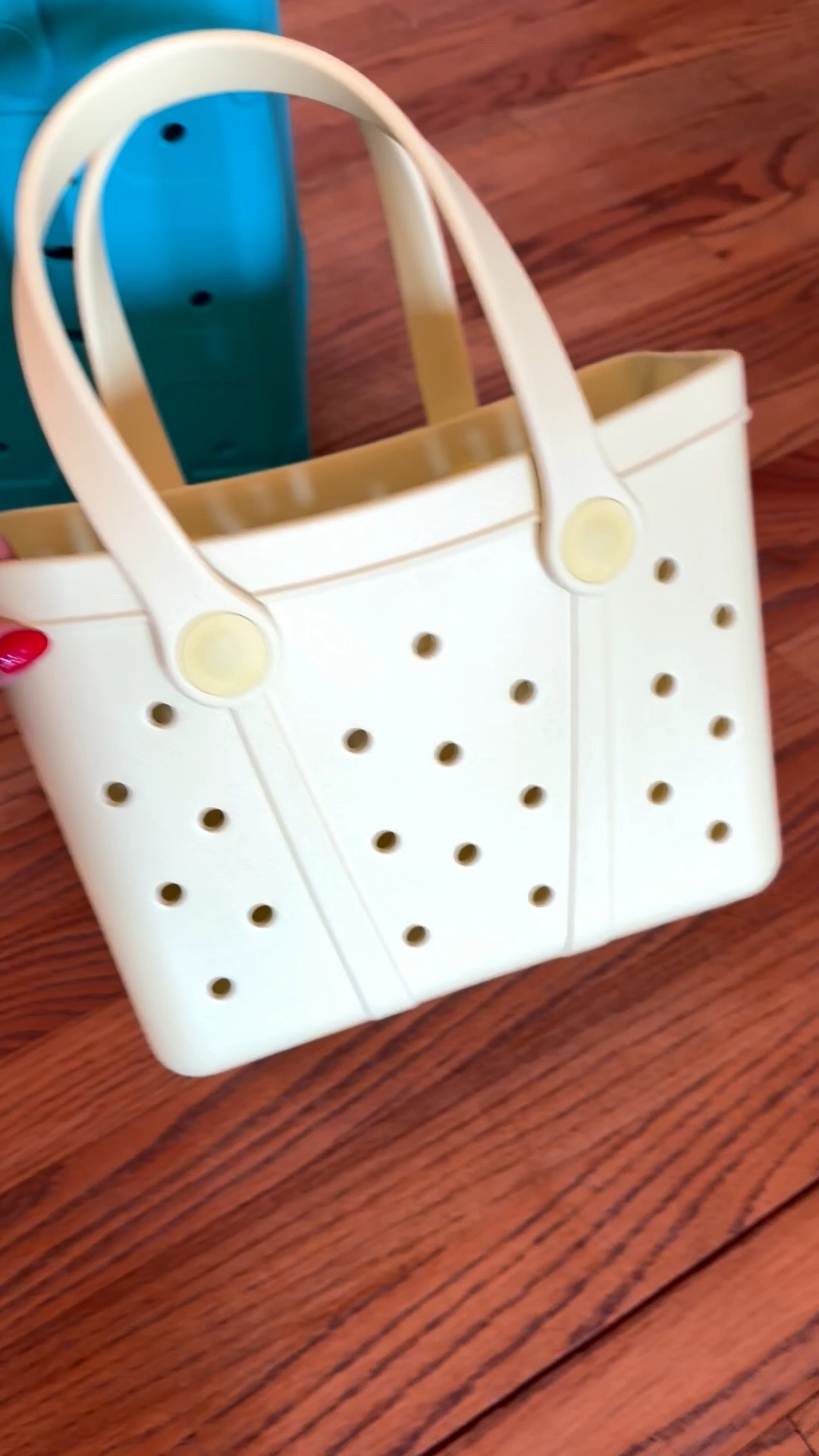 The best Walmart totes for summer! 

#LTKActive #LTKmomlife #LTKSeasonal