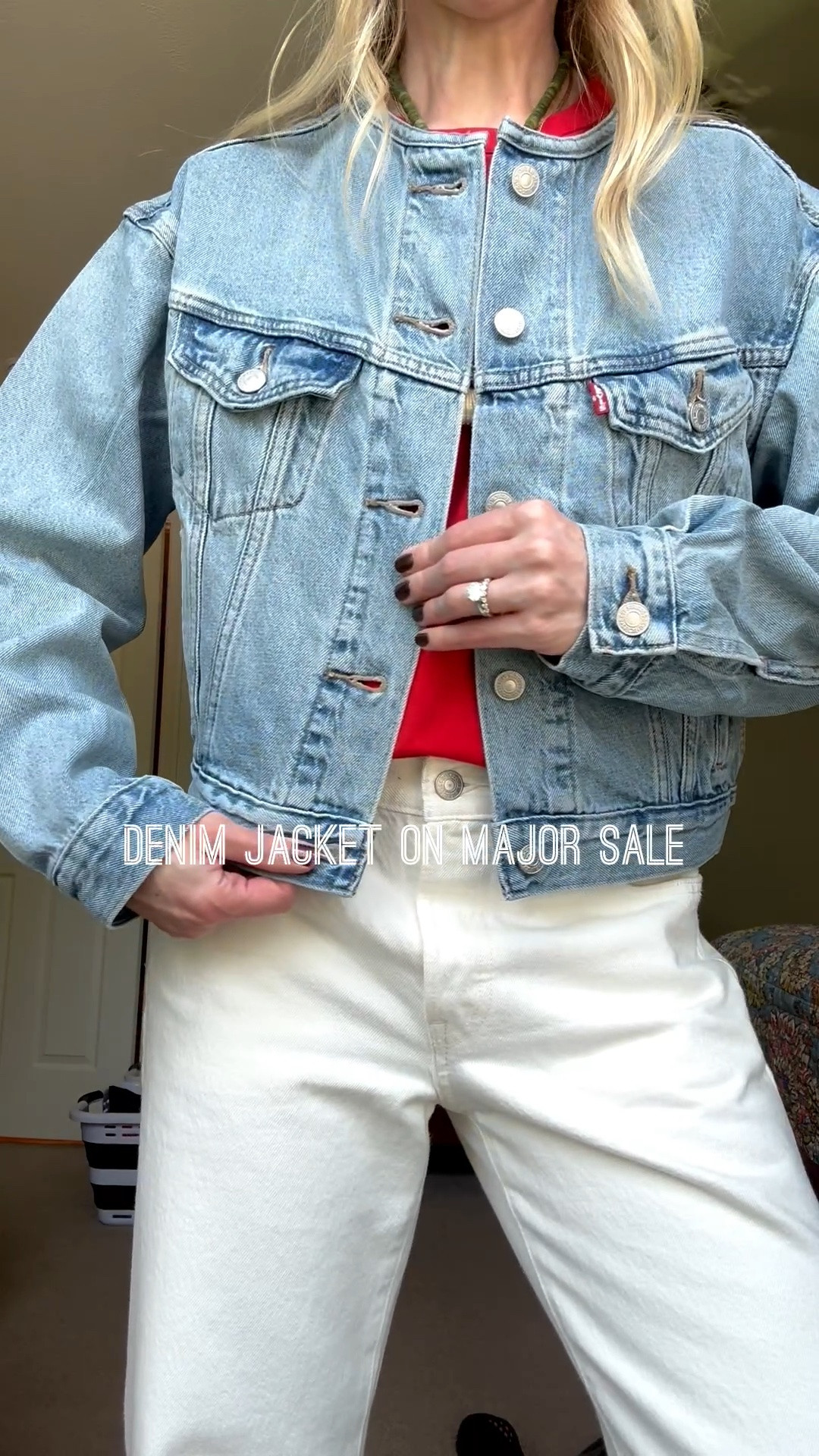 This denim jacket from @levi is on major sale! Love the cropped length and collarless detail for wearing necklaces and scarves

#LTKSaleAlert #LTKSeasonal #LTKOver40
