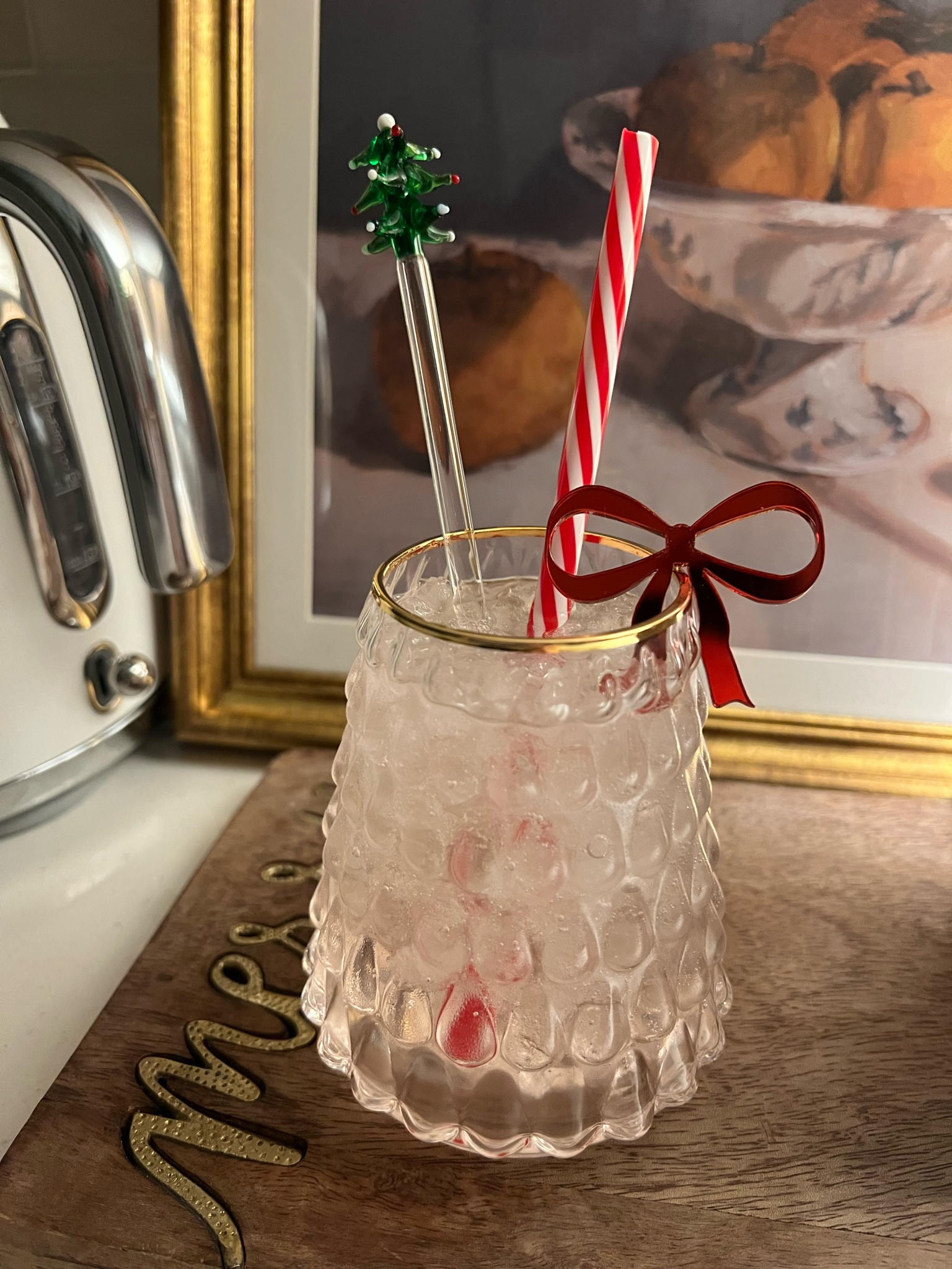 Holiday cocktail & mocktail must have items for the cutest drink!! 
