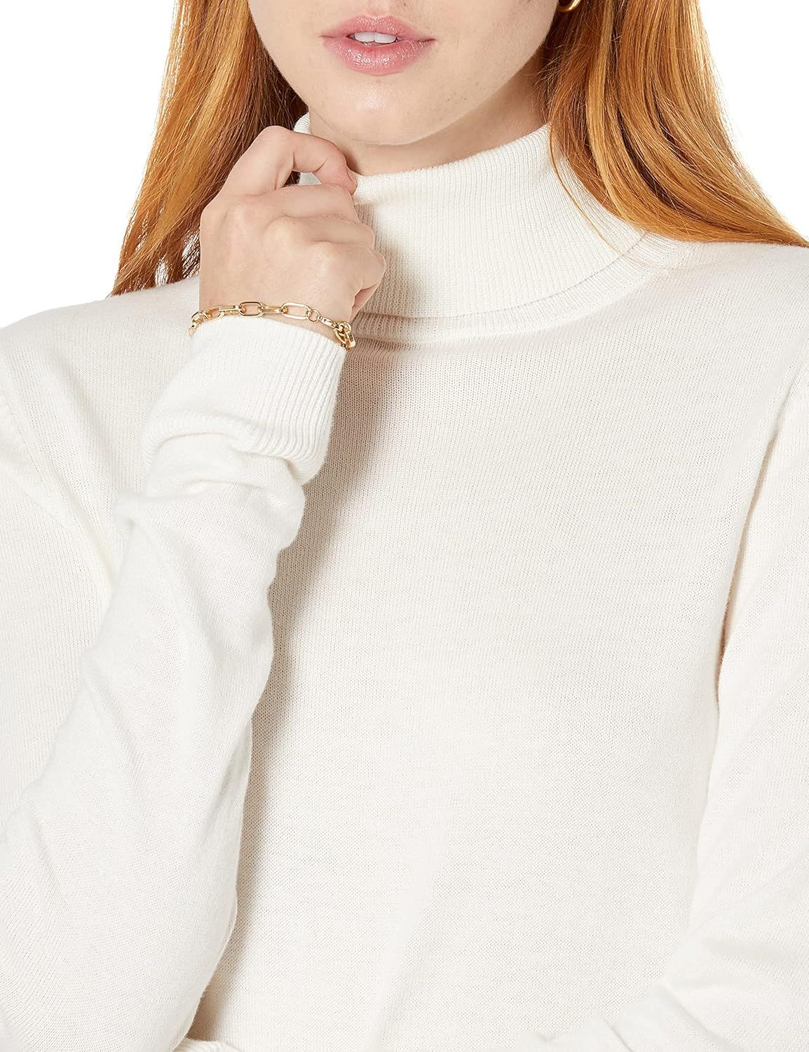 Amazon.com: Amazon Essentials Women's Classic-Fit Lightweight Long-Sleeve Turtleneck Sweater (Ava... | Amazon (US)
