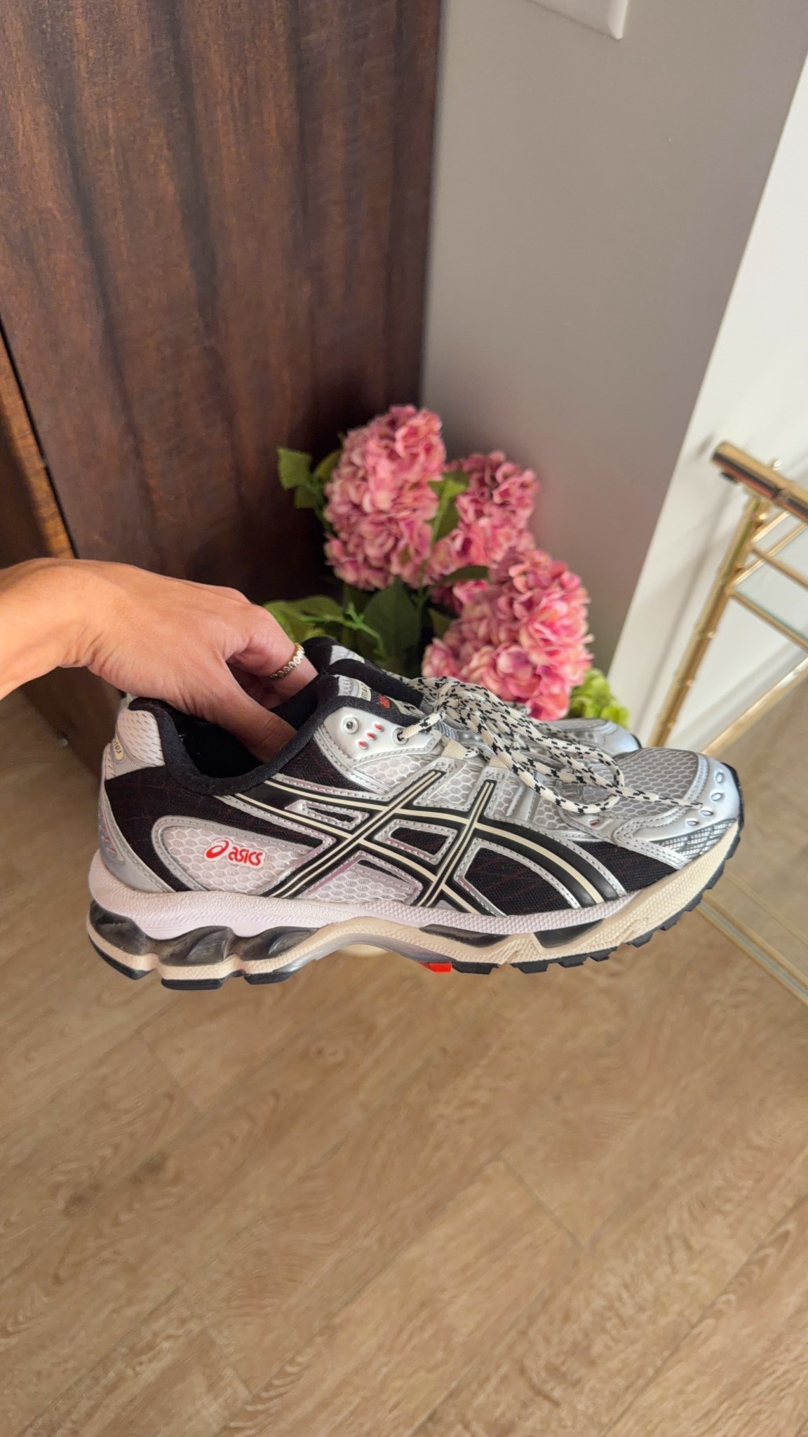 Walking shoe! TTS

#LTKfitnessgoals #LTKActive #LTKdayinmylife