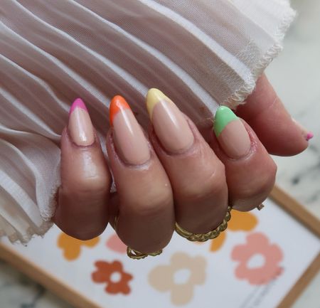 I created this colorful French manicure using @ellamila nail polishes. 💅🏼🌈 Ella & Mila is a better-for-you nail brand that’s vegan, cruelty free, 17-free and all Made in the USA! 

The colors I used are:
•Pinkterest
•‘Cause I’m Happy
•Hooray of Sunshine
•Earth’s Finest
•Light to the Touch as the base color
•Plus the base and topcoat duo 


You can shop all these exclusively on my @shopltk page.
#ellamila #ellamilapartner 

#LTKBeauty