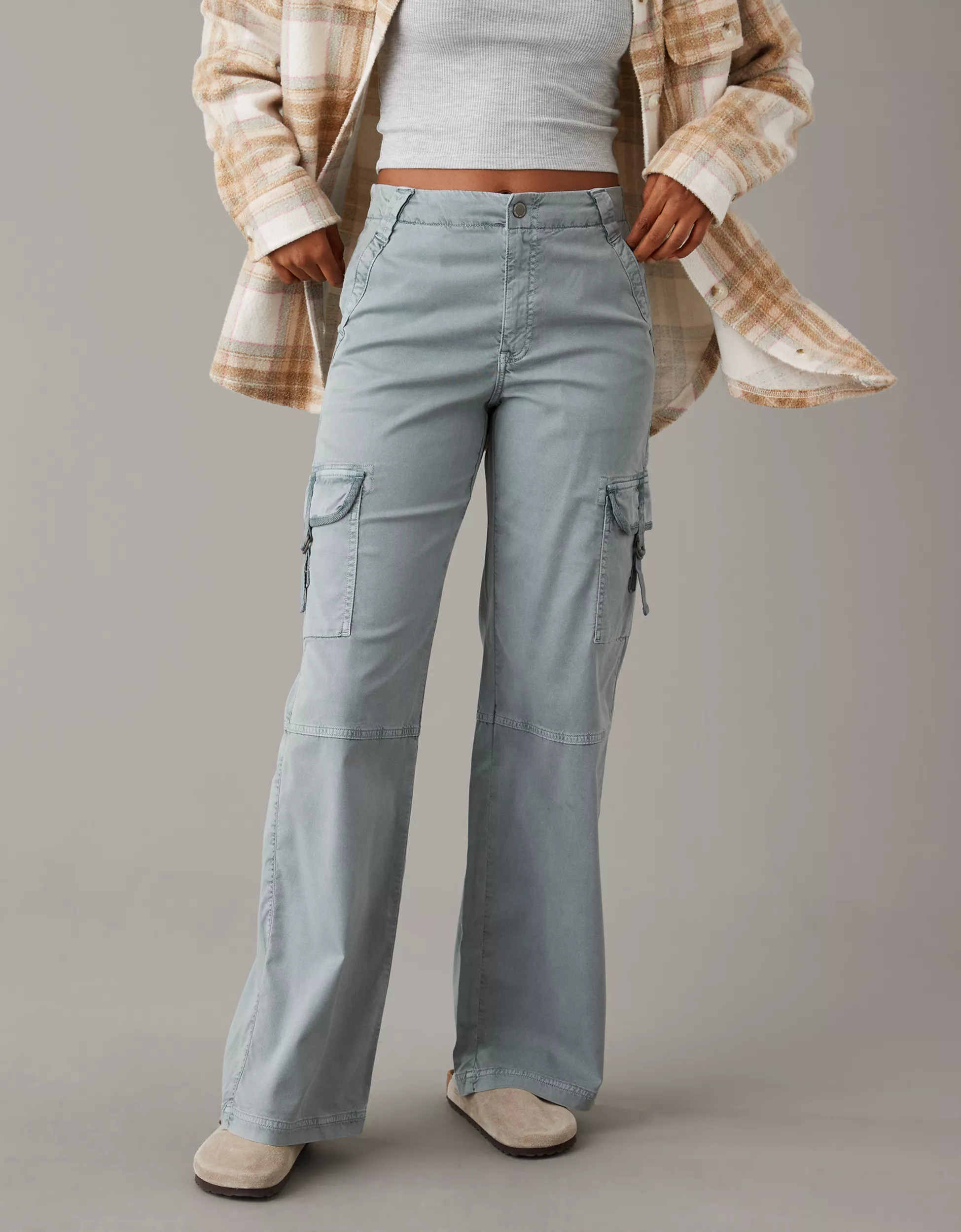 AE Dreamy Drape Stretch Super High-Waisted Cargo Baggy Wide-Leg Pant | American Eagle Outfitters (US & CA)