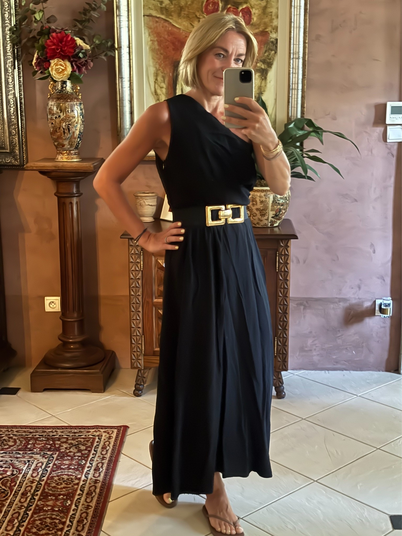 I love an off the shoulder top/dress, definitely my go to style at this time of year
.
#mymidlifefashion #offtheshoulder #mystyle

#LTKsummer #LTKover50style