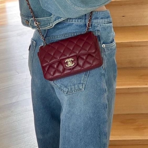 Something about burgundy on denim 😌#LTKStyleTip

#LTKSeasonal