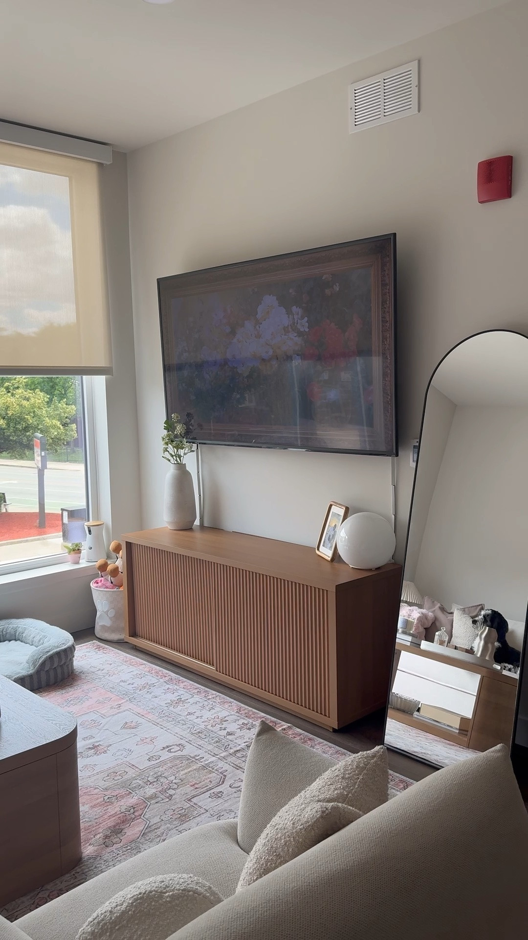 living room / new apartment / apartment decor / minimalist home / area rug / console table / coffee table

#LTKHome #LTKvlog #LTKSaleAlert