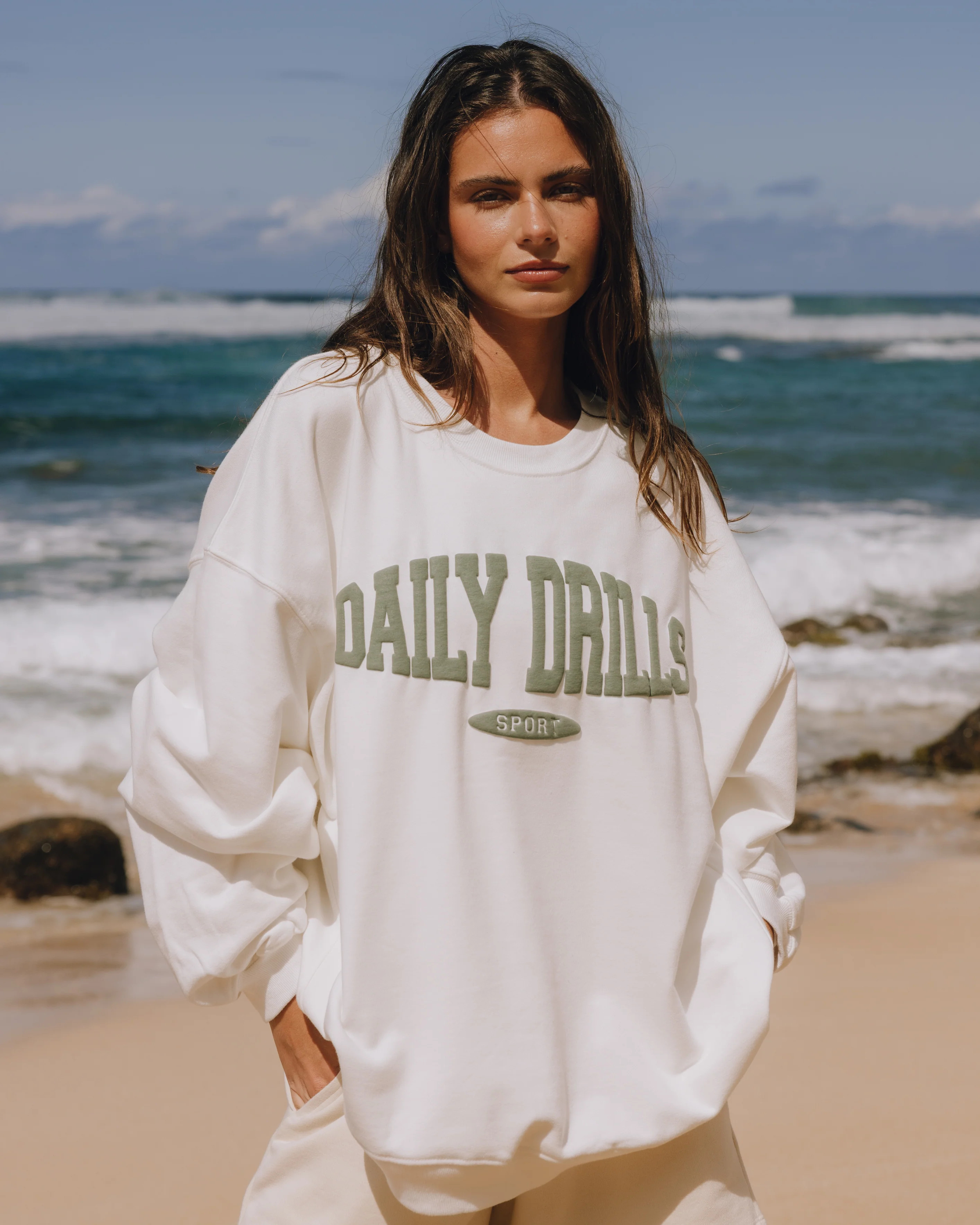 Oversized Sport Crew - Raw White | Daily Drills